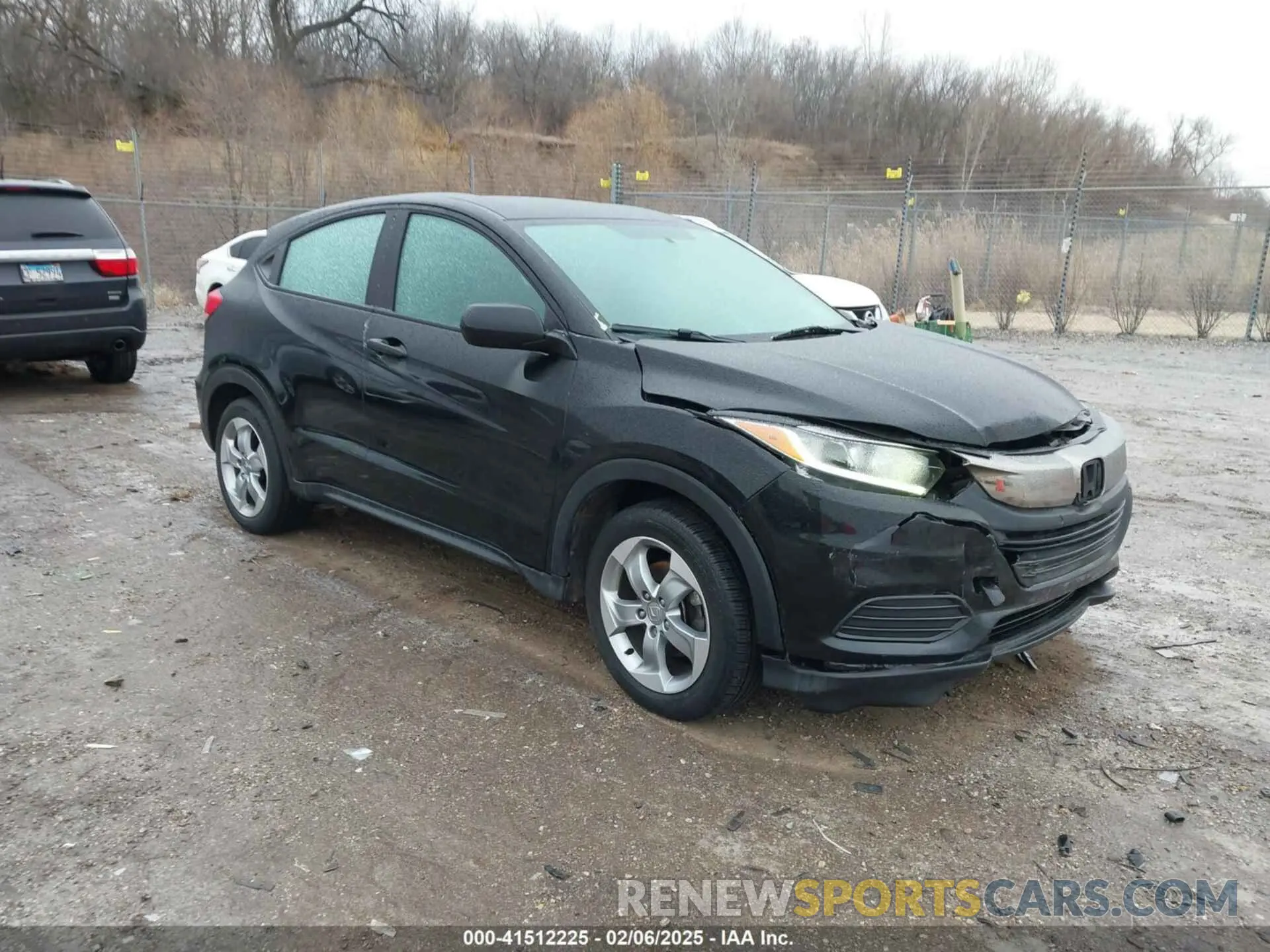 1 Photograph of a damaged car 3CZRU6H36KG718867 HONDA HR-V 2019