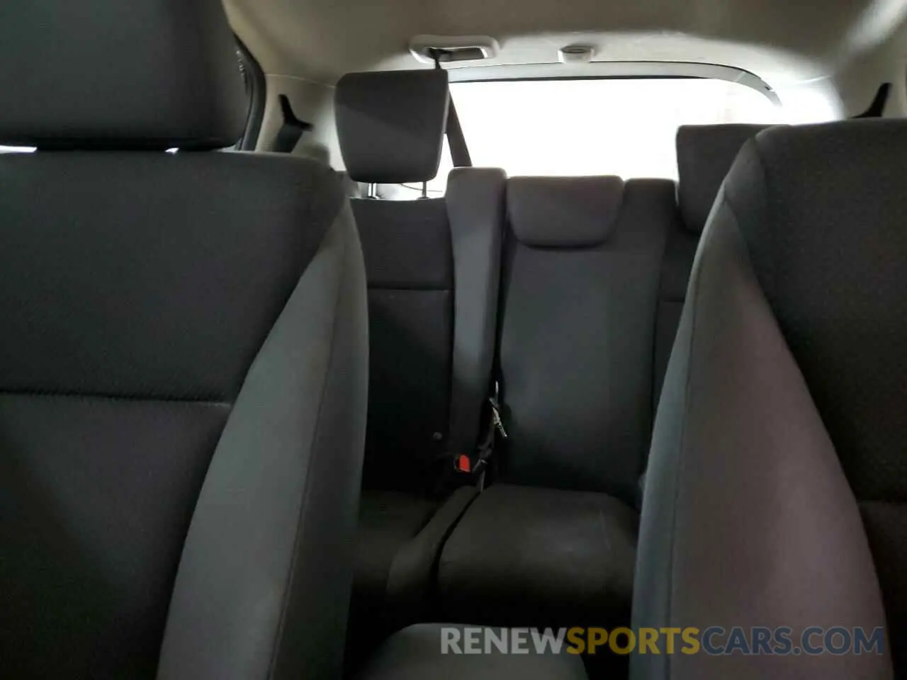 10 Photograph of a damaged car 3CZRU6H36KG720666 HONDA HR-V 2019