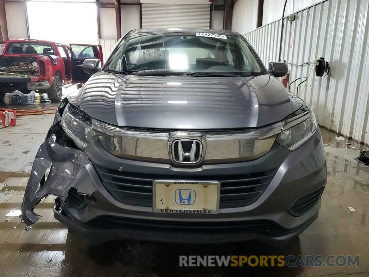 5 Photograph of a damaged car 3CZRU6H36KG720666 HONDA HR-V 2019