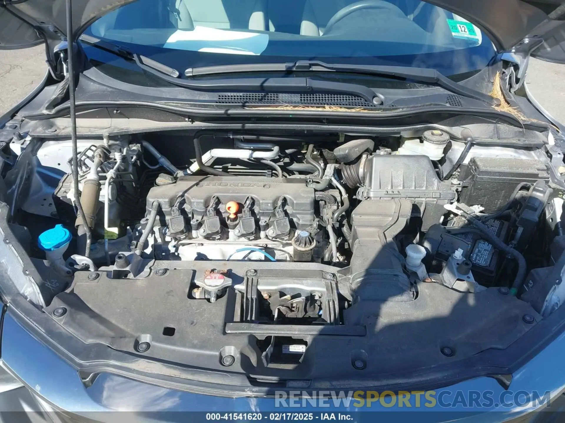 10 Photograph of a damaged car 3CZRU6H37KG705075 HONDA HR-V 2019