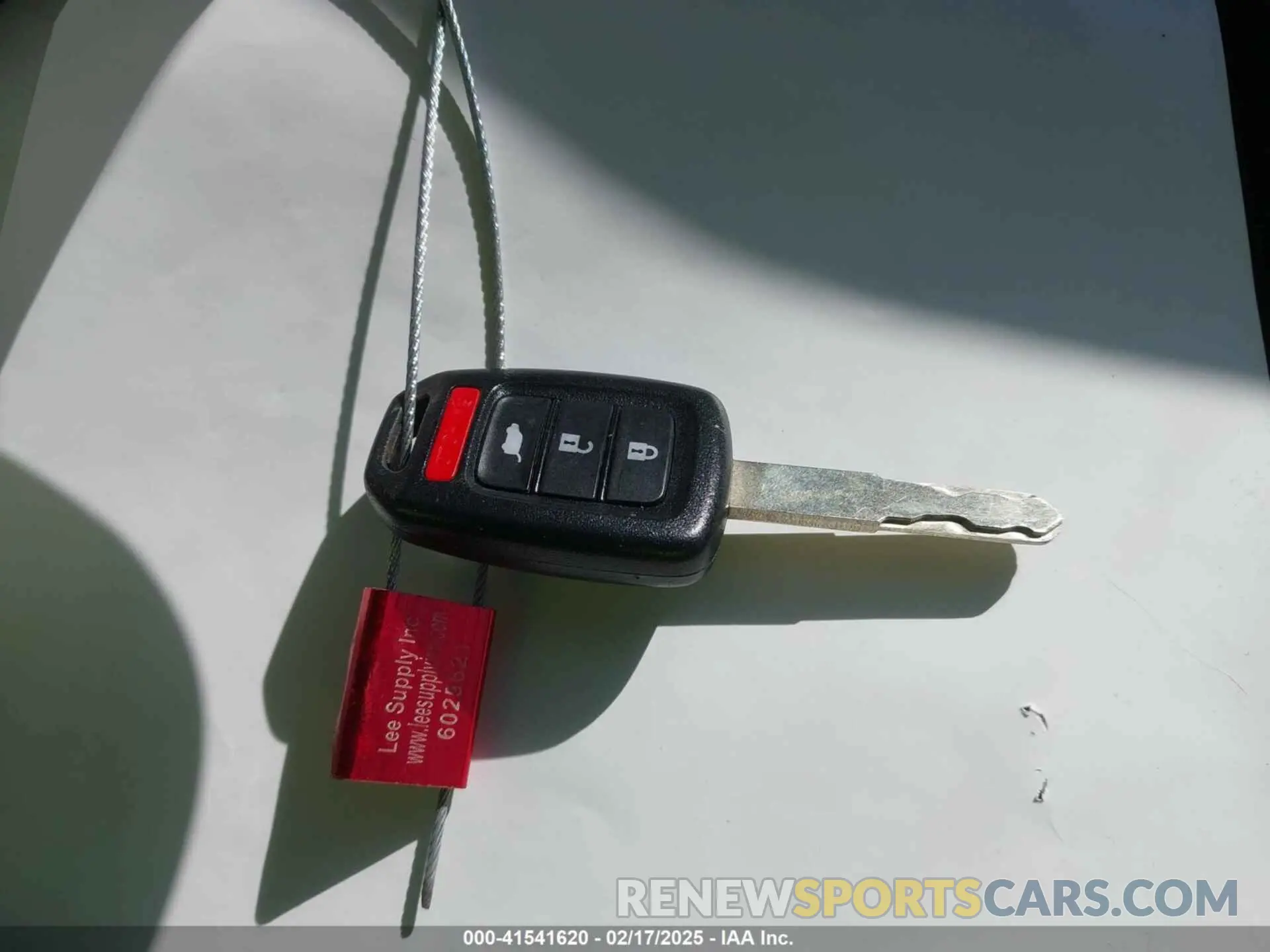 11 Photograph of a damaged car 3CZRU6H37KG705075 HONDA HR-V 2019