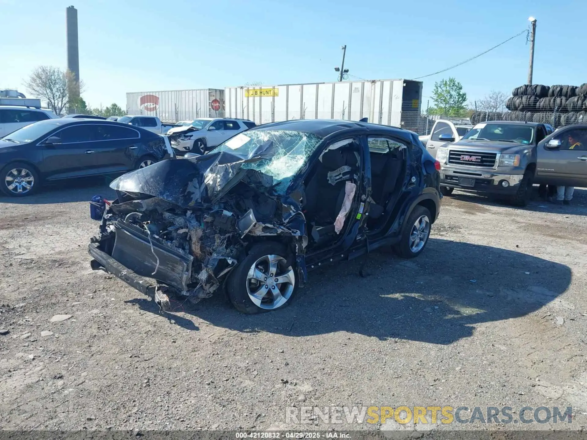 2 Photograph of a damaged car 3CZRU6H37KG720353 HONDA HR-V 2019