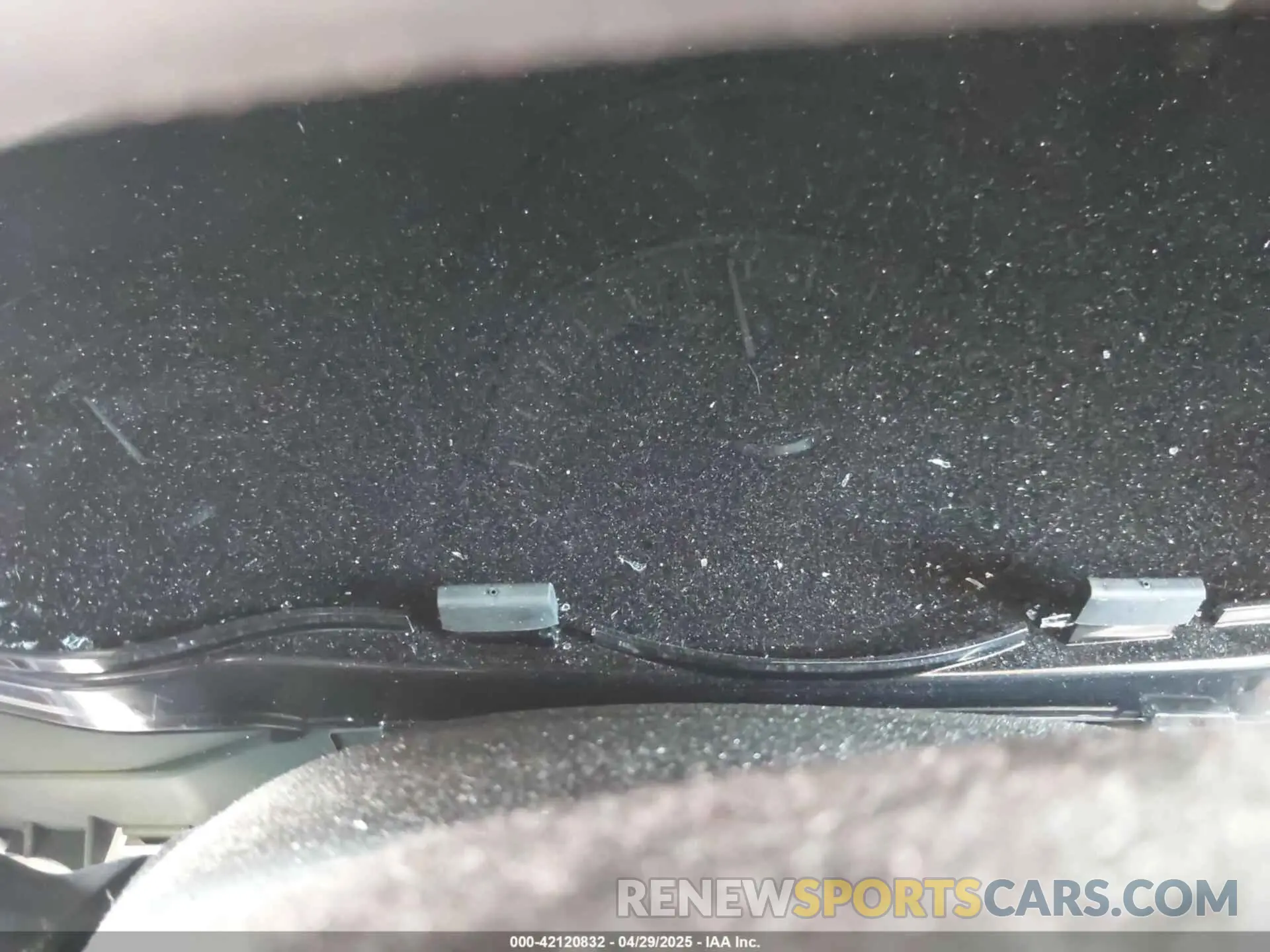 7 Photograph of a damaged car 3CZRU6H37KG720353 HONDA HR-V 2019