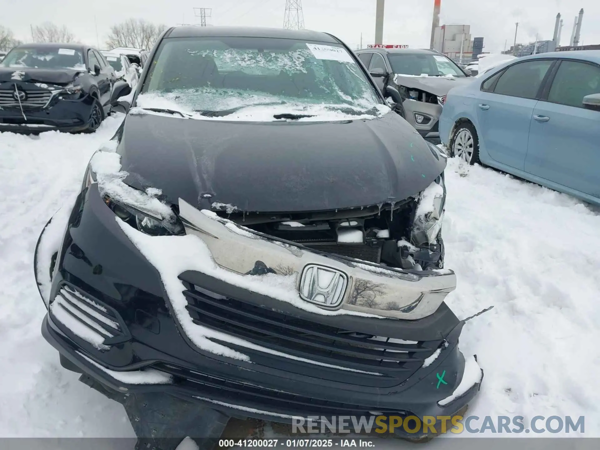 12 Photograph of a damaged car 3CZRU6H37KG731837 HONDA HR-V 2019