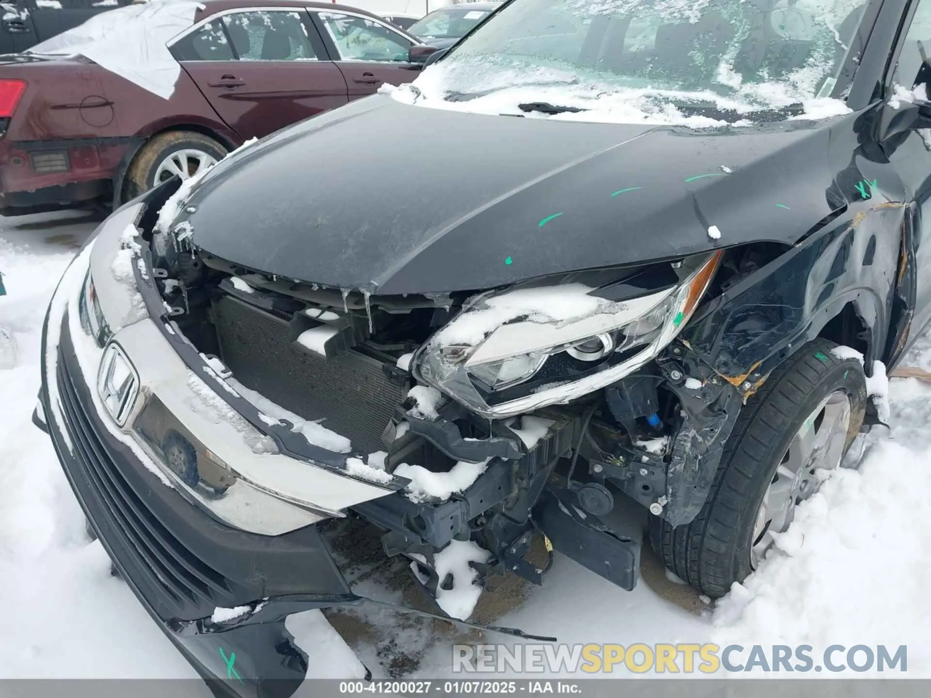 6 Photograph of a damaged car 3CZRU6H37KG731837 HONDA HR-V 2019