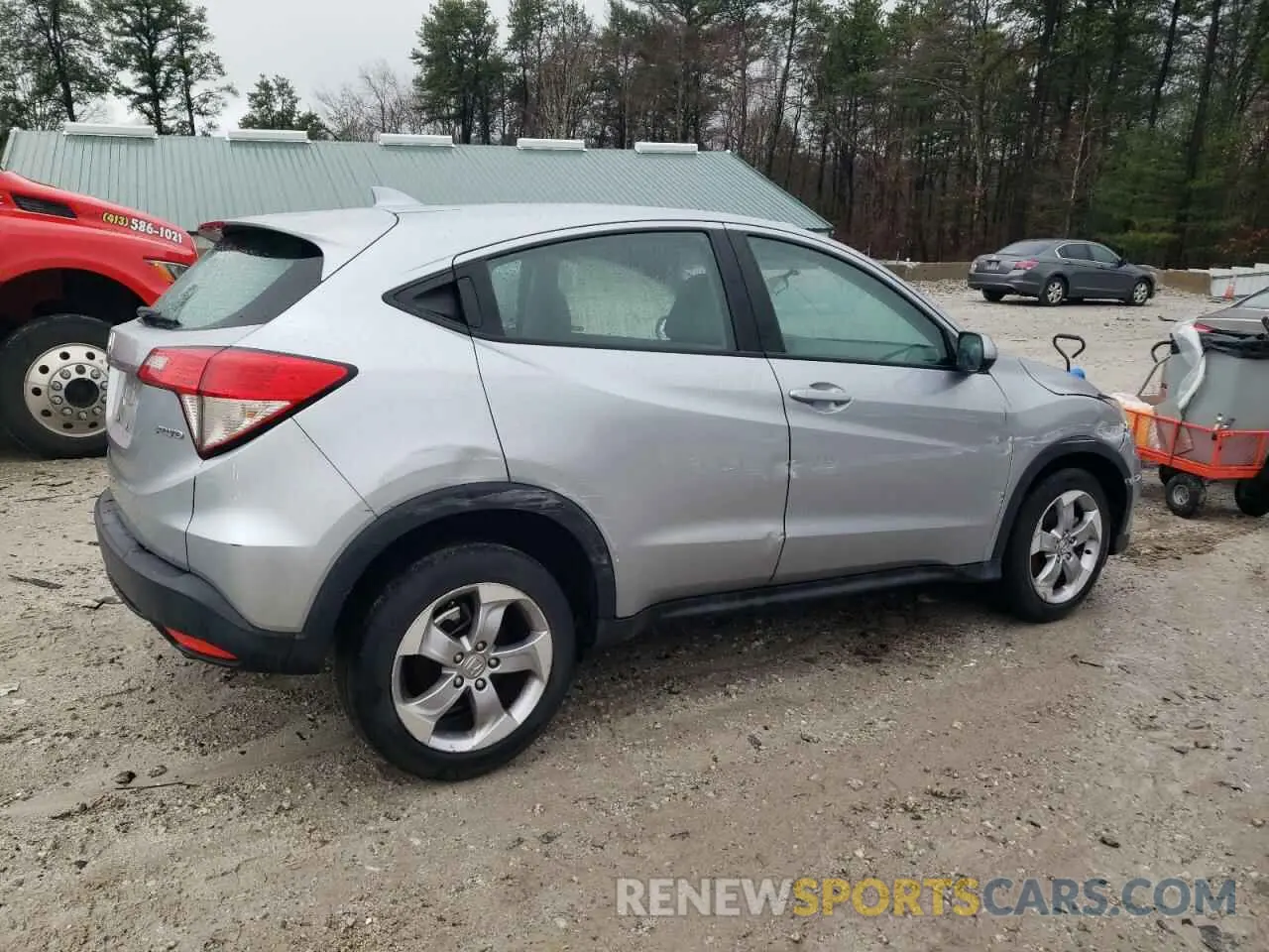 3 Photograph of a damaged car 3CZRU6H37KM728163 HONDA HR-V 2019