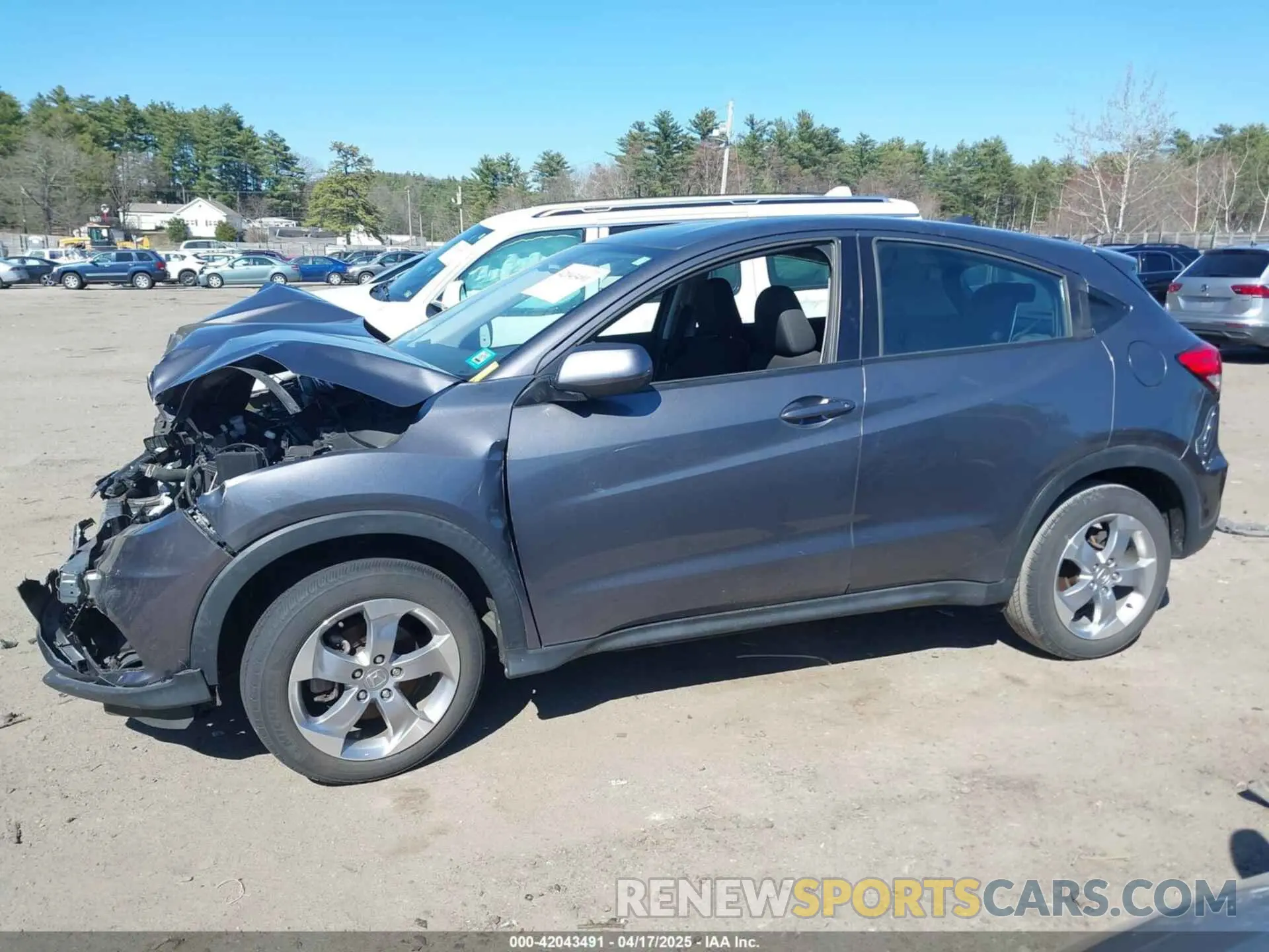 15 Photograph of a damaged car 3CZRU6H38KG707210 HONDA HR-V 2019