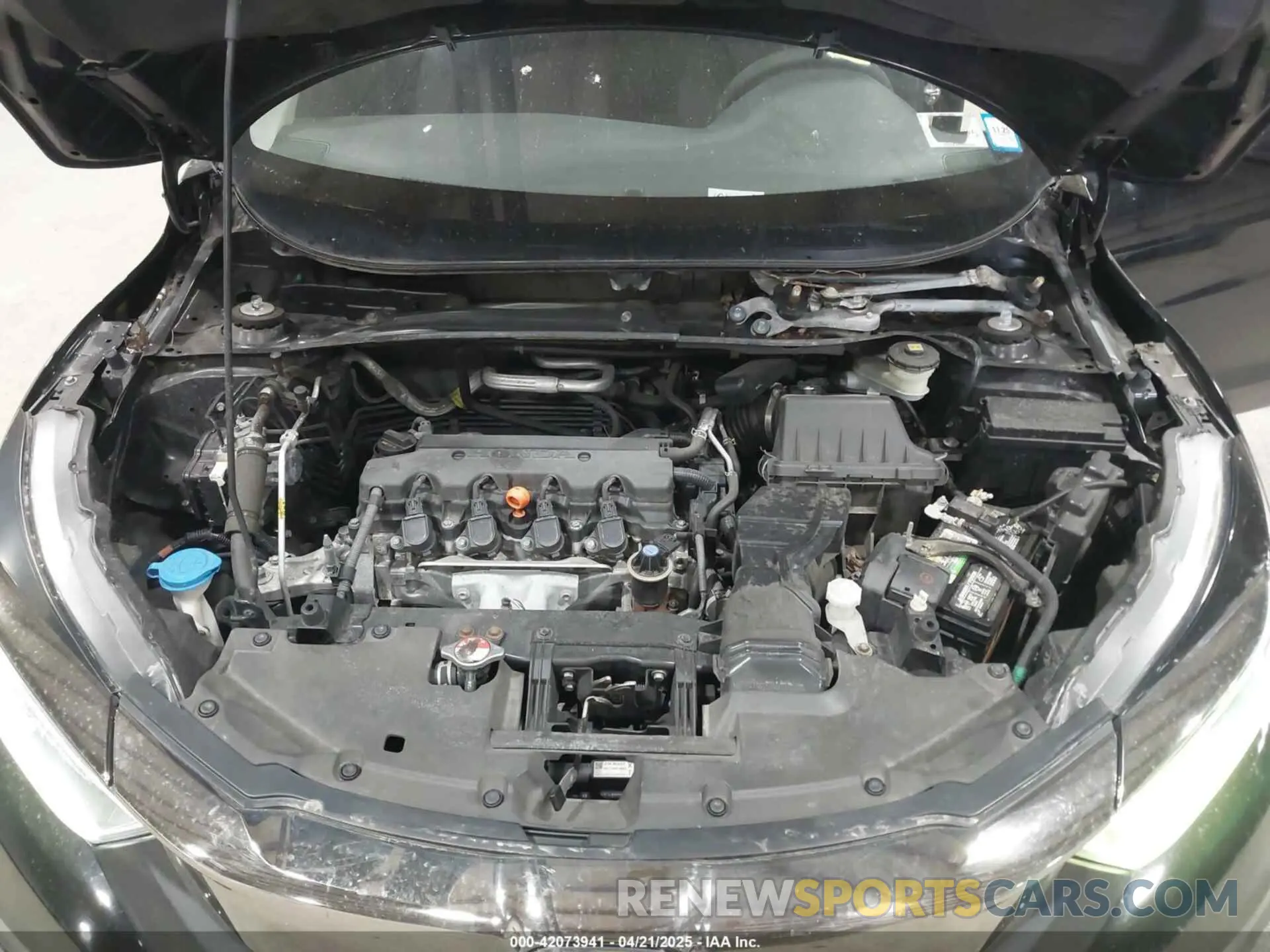 10 Photograph of a damaged car 3CZRU6H38KG713332 HONDA HR-V 2019