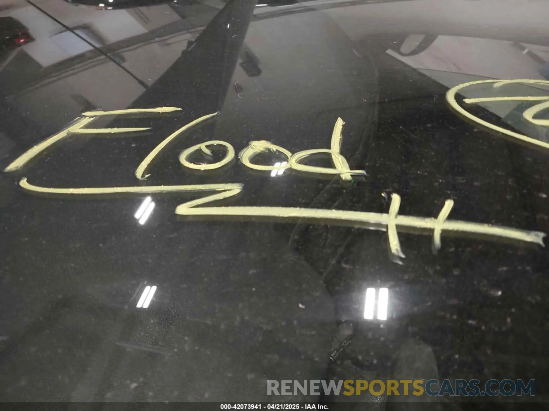 13 Photograph of a damaged car 3CZRU6H38KG713332 HONDA HR-V 2019