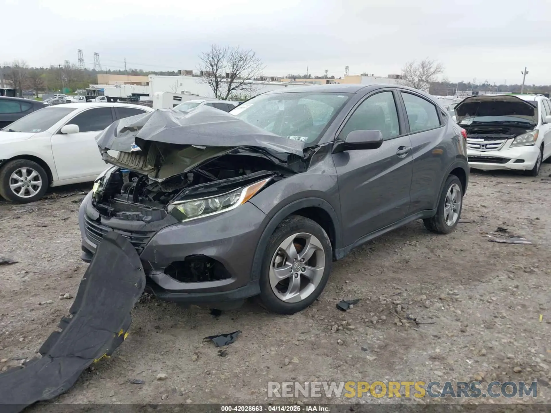 2 Photograph of a damaged car 3CZRU6H38KG725254 HONDA HR-V 2019