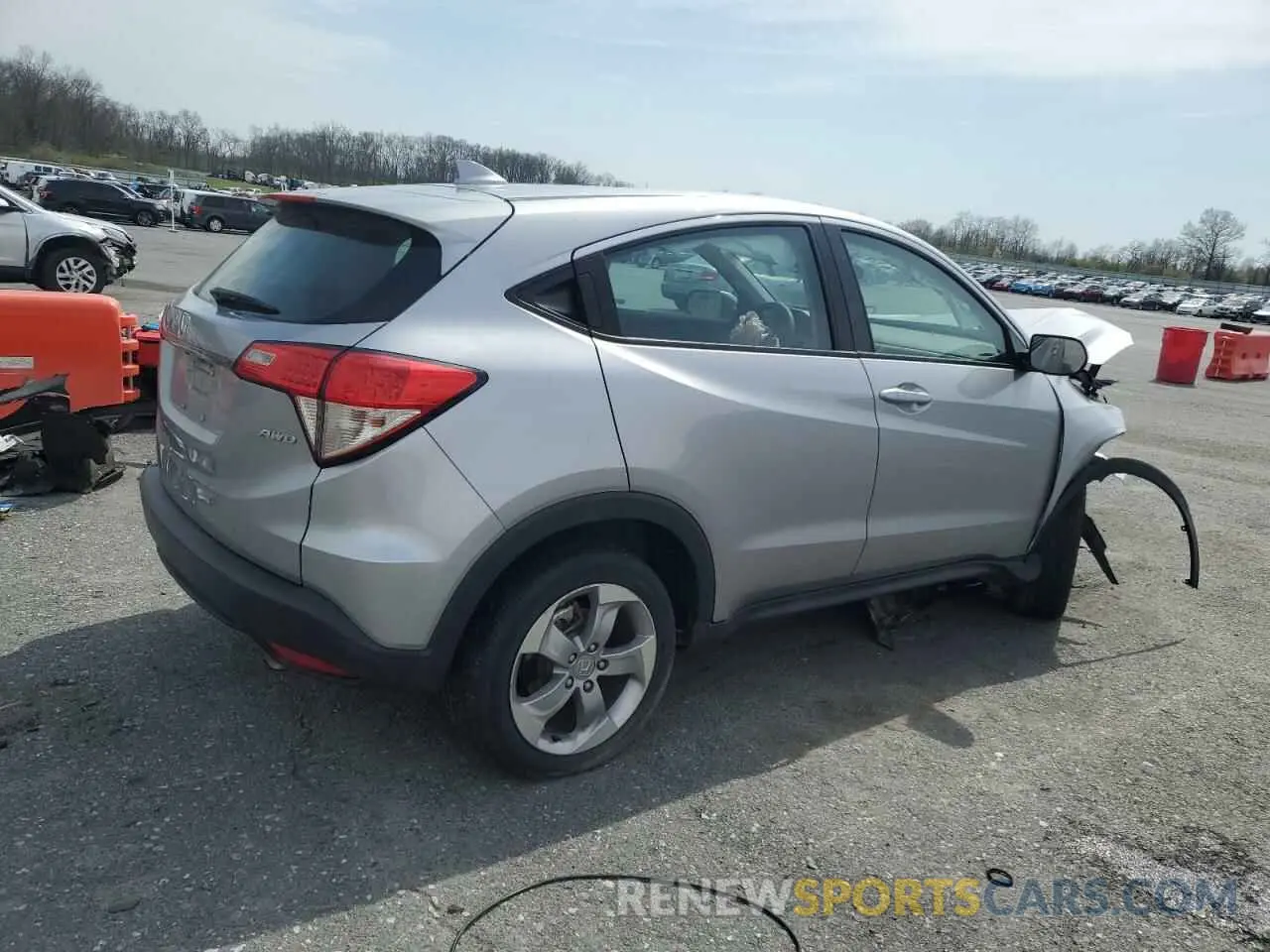 3 Photograph of a damaged car 3CZRU6H38KG730275 HONDA HR-V 2019