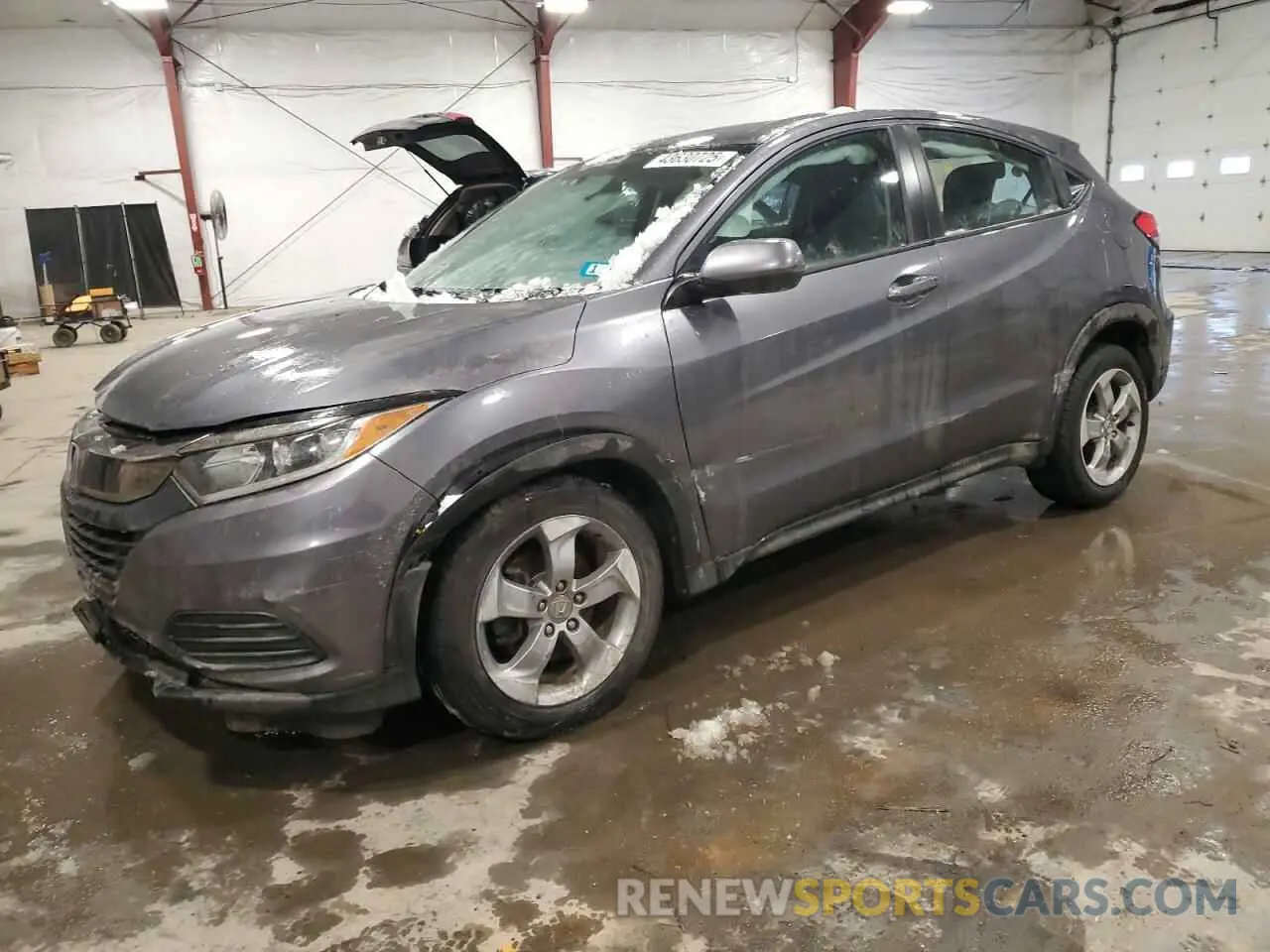 1 Photograph of a damaged car 3CZRU6H39KG716160 HONDA HR-V 2019