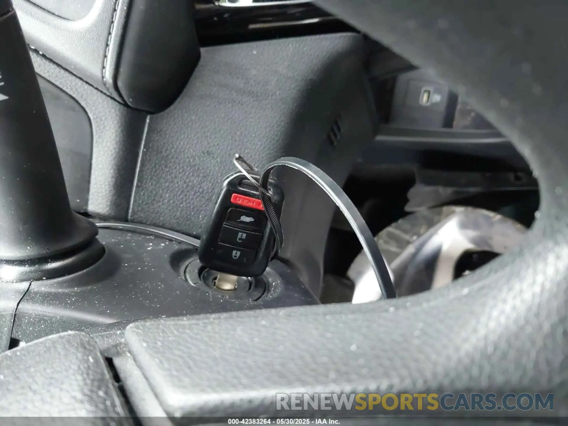 11 Photograph of a damaged car 3CZRU6H39KG722170 HONDA HR-V 2019
