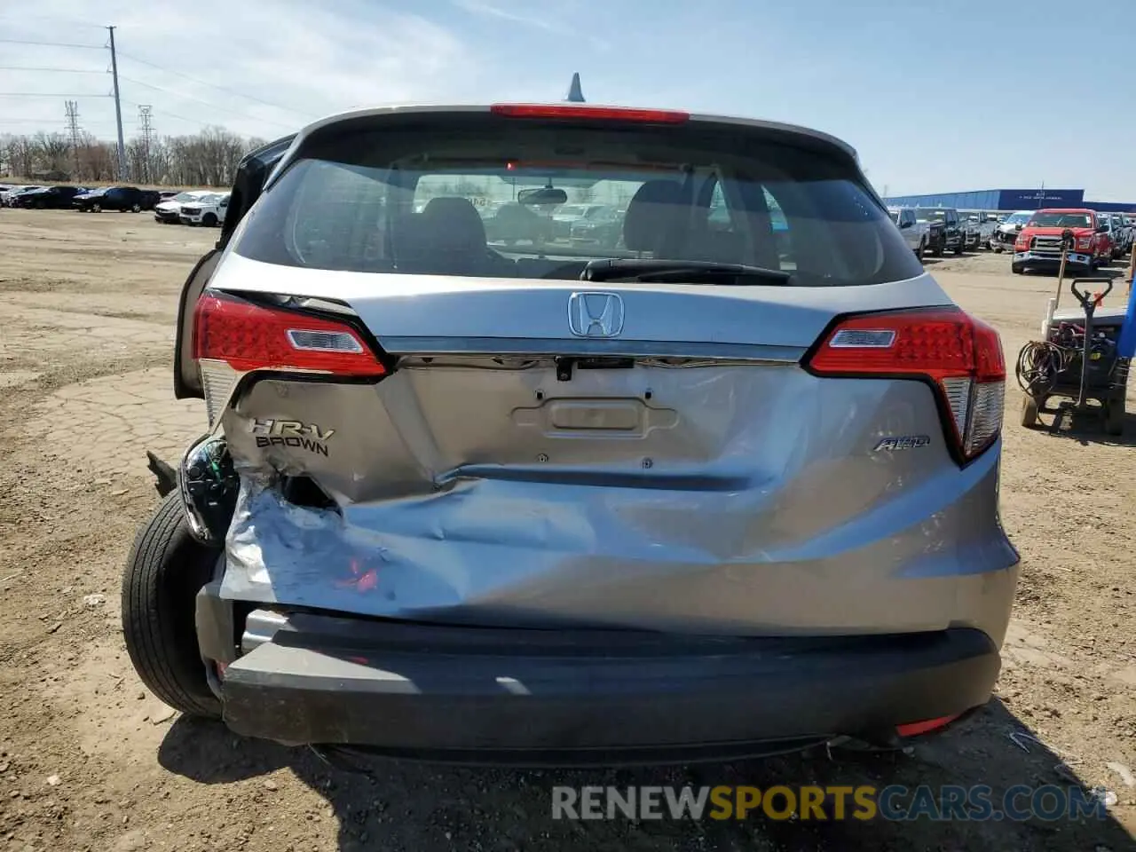 6 Photograph of a damaged car 3CZRU6H39KG725523 HONDA HR-V 2019