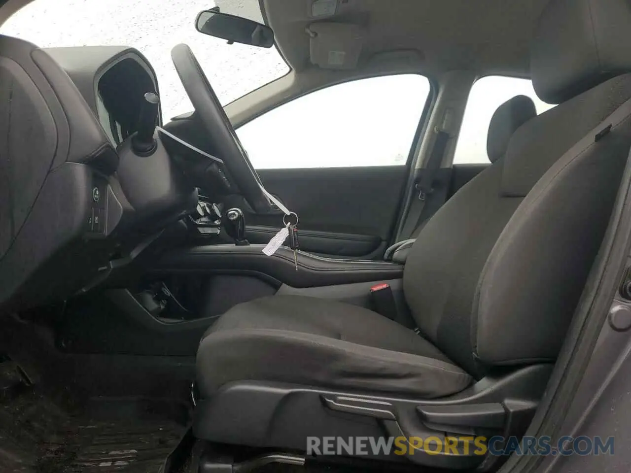 7 Photograph of a damaged car 3CZRU6H39KG727367 HONDA HR-V 2019