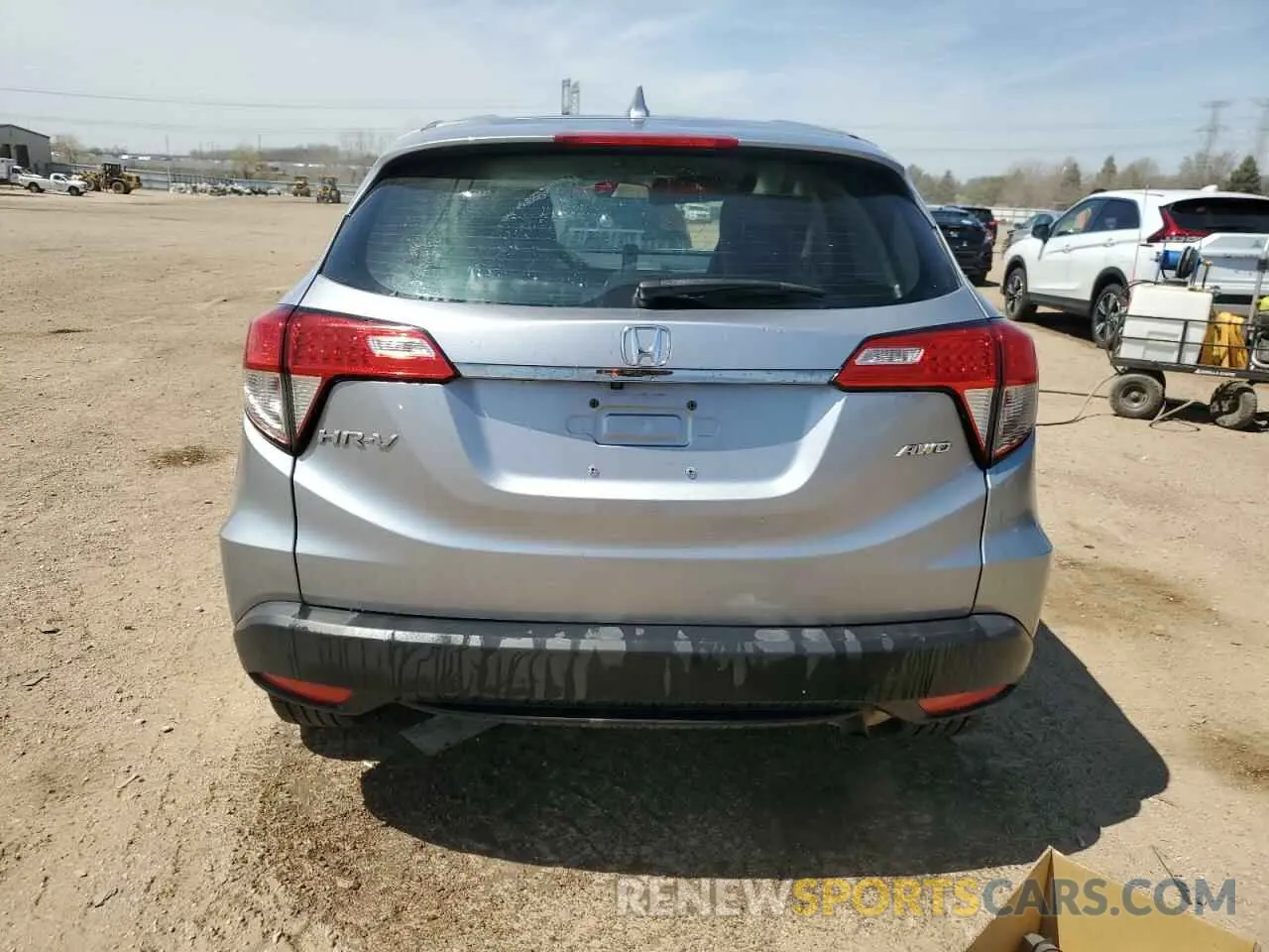 6 Photograph of a damaged car 3CZRU6H3XKG710125 HONDA HR-V 2019