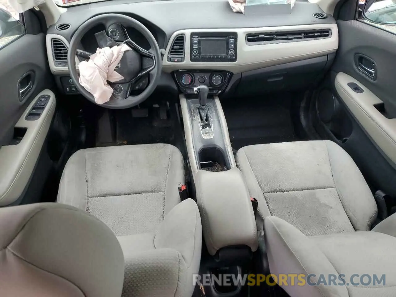 8 Photograph of a damaged car 3CZRU6H3XKG728026 HONDA HR-V 2019