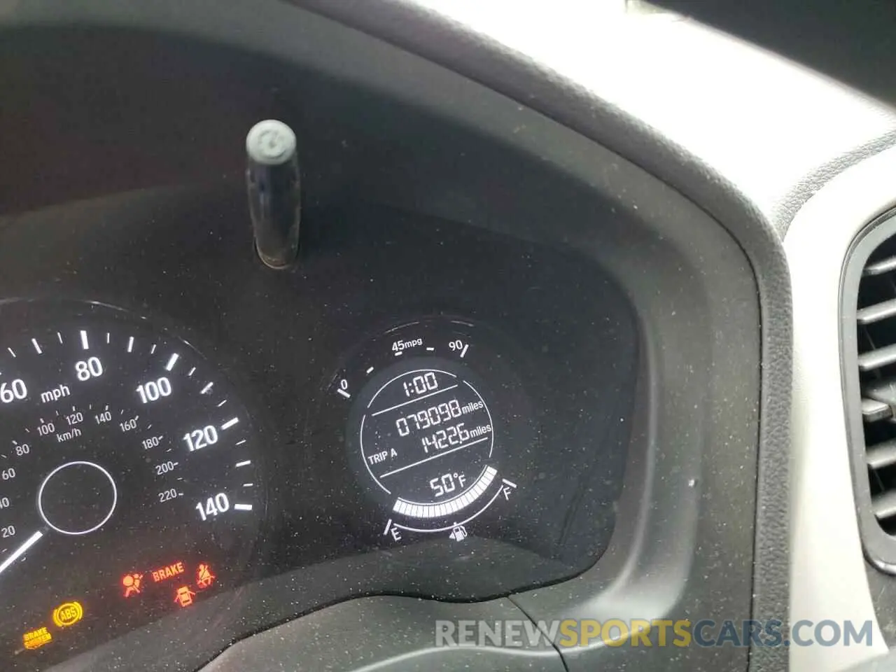 9 Photograph of a damaged car 3CZRU6H3XKG728026 HONDA HR-V 2019