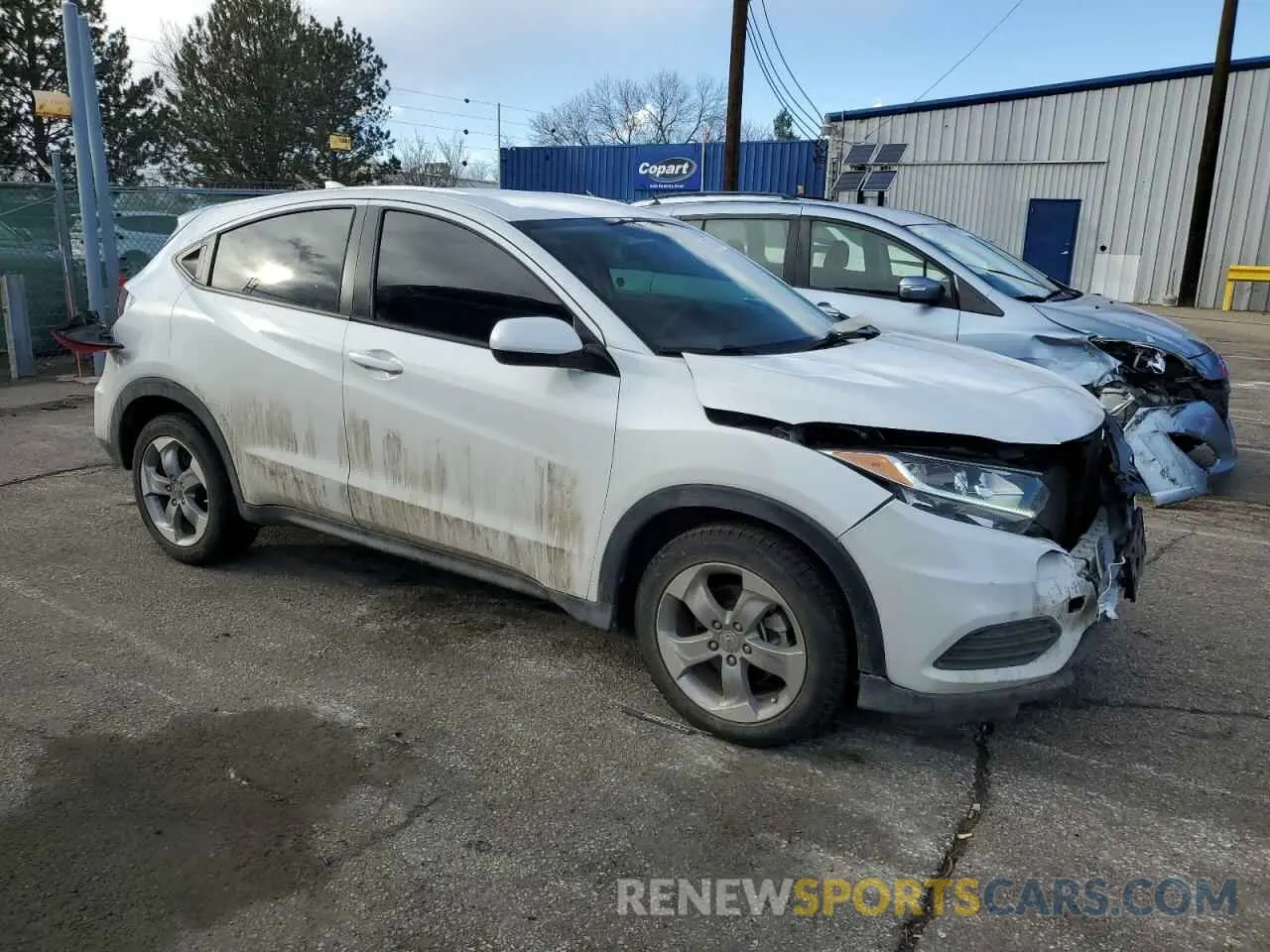 4 Photograph of a damaged car 3CZRU6H3XKM709218 HONDA HR-V 2019