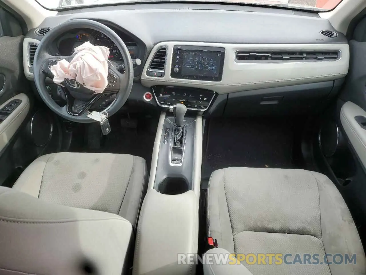8 Photograph of a damaged car 3CZRU6H50KM730712 HONDA HR-V 2019