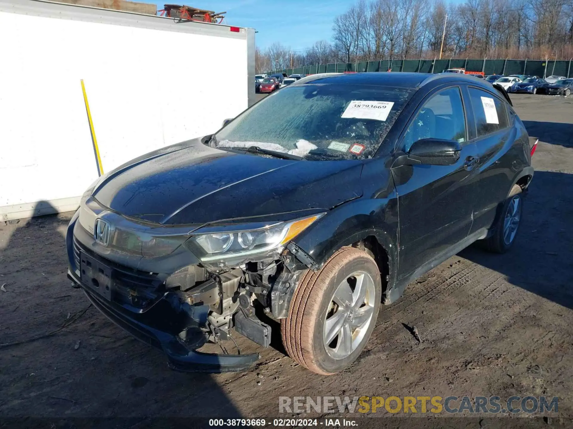 2 Photograph of a damaged car 3CZRU6H51KM716771 HONDA HR-V 2019