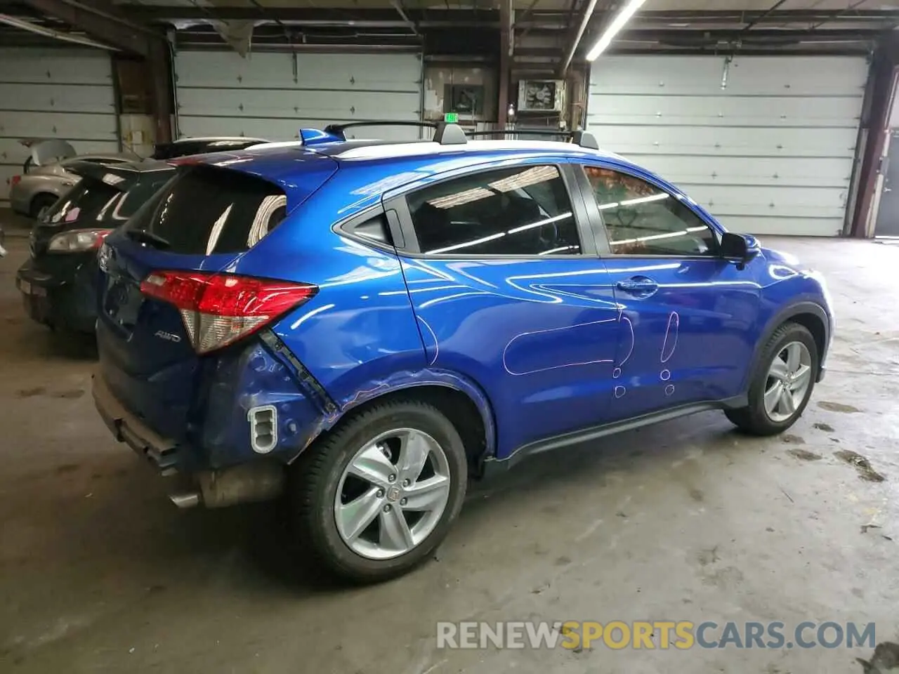 3 Photograph of a damaged car 3CZRU6H52KM726550 HONDA HR-V 2019