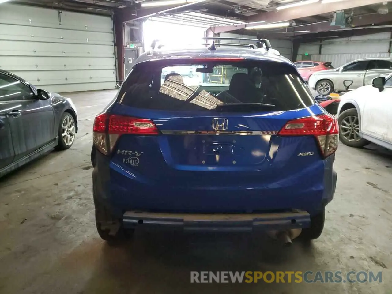 6 Photograph of a damaged car 3CZRU6H52KM726550 HONDA HR-V 2019
