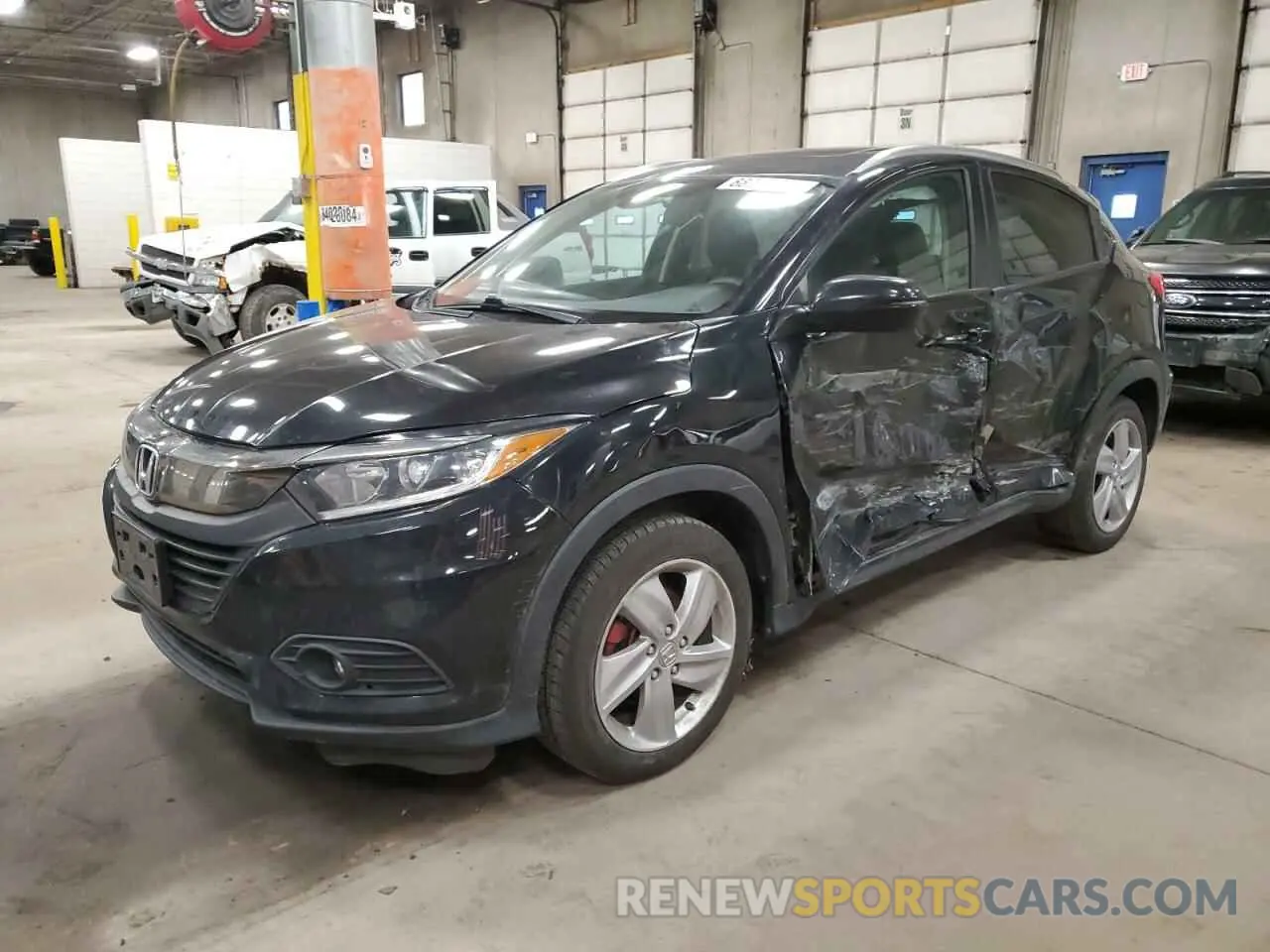 1 Photograph of a damaged car 3CZRU6H52KM731683 HONDA HR-V 2019