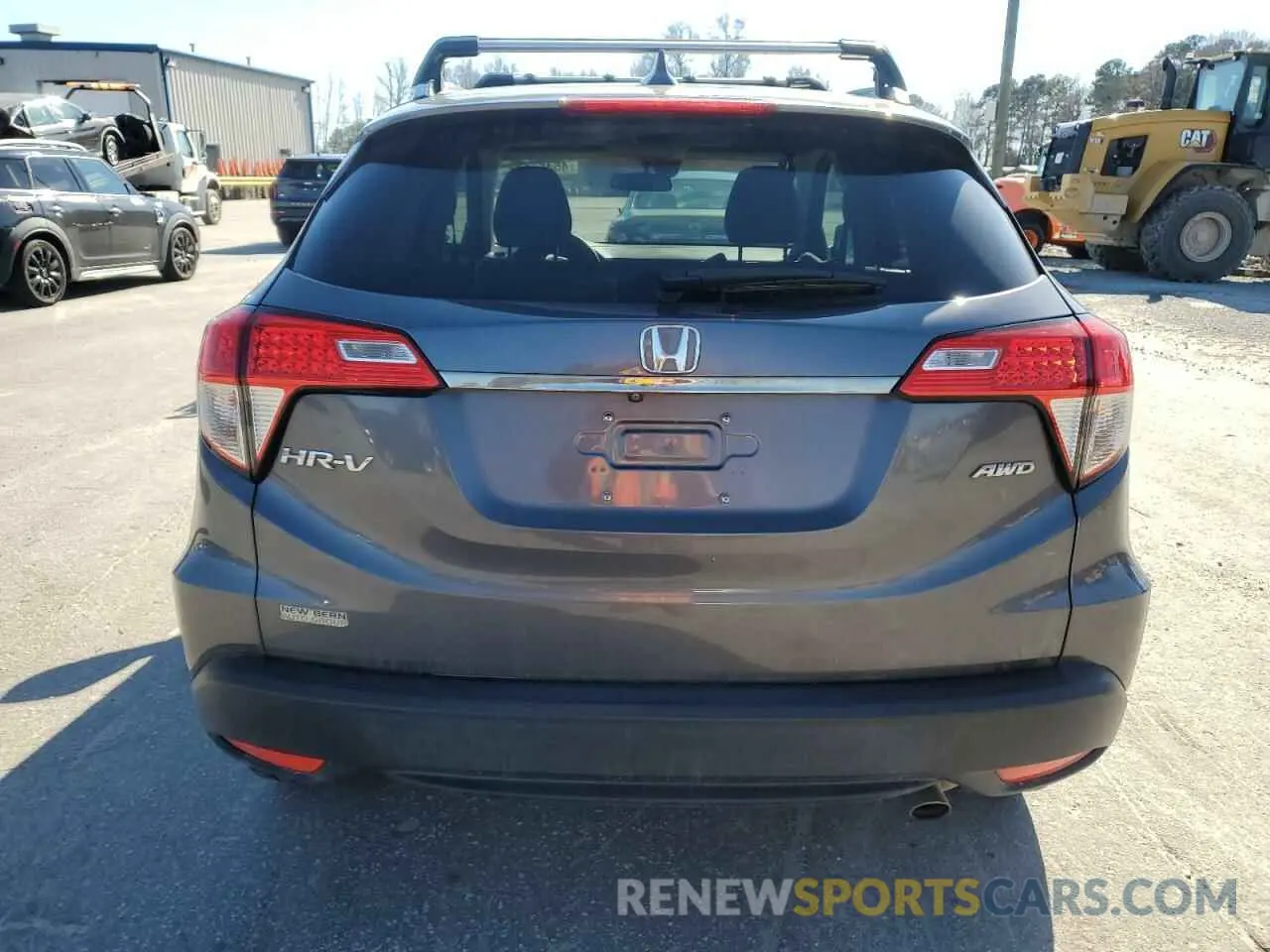 6 Photograph of a damaged car 3CZRU6H52KM732252 HONDA HR-V 2019
