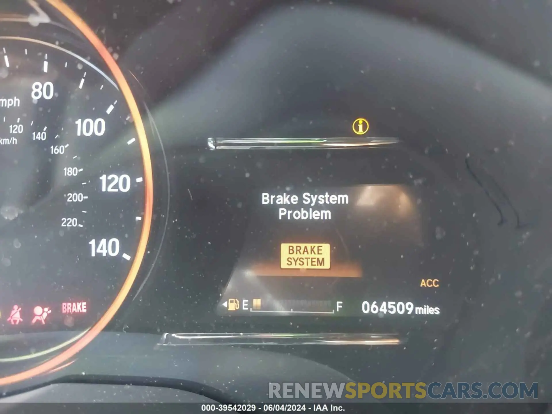 15 Photograph of a damaged car 3CZRU6H53KM702774 HONDA HR-V 2019