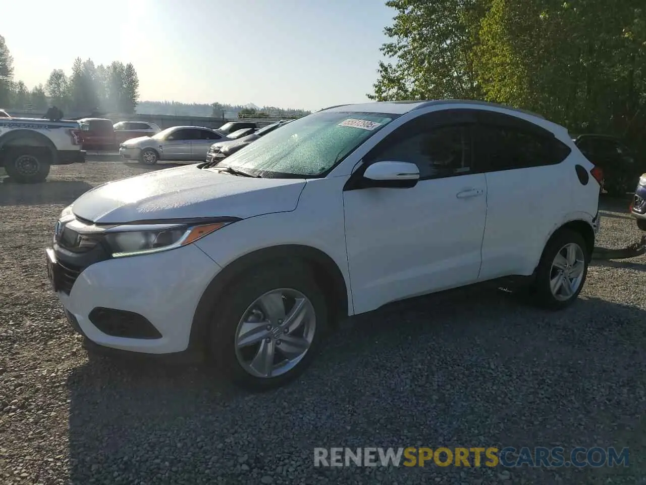 1 Photograph of a damaged car 3CZRU6H53KM724645 HONDA HR-V 2019