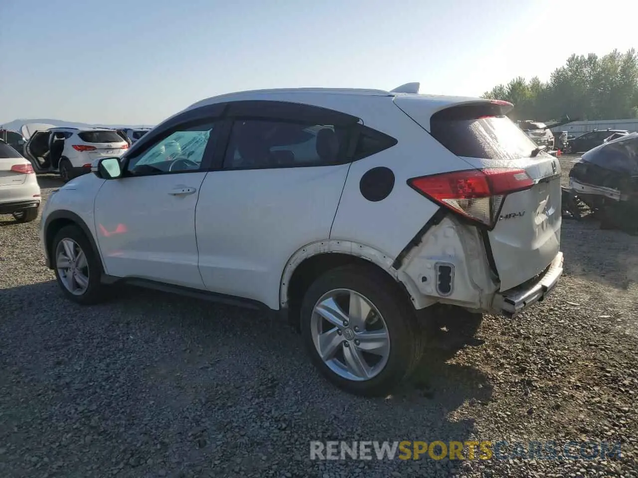2 Photograph of a damaged car 3CZRU6H53KM724645 HONDA HR-V 2019