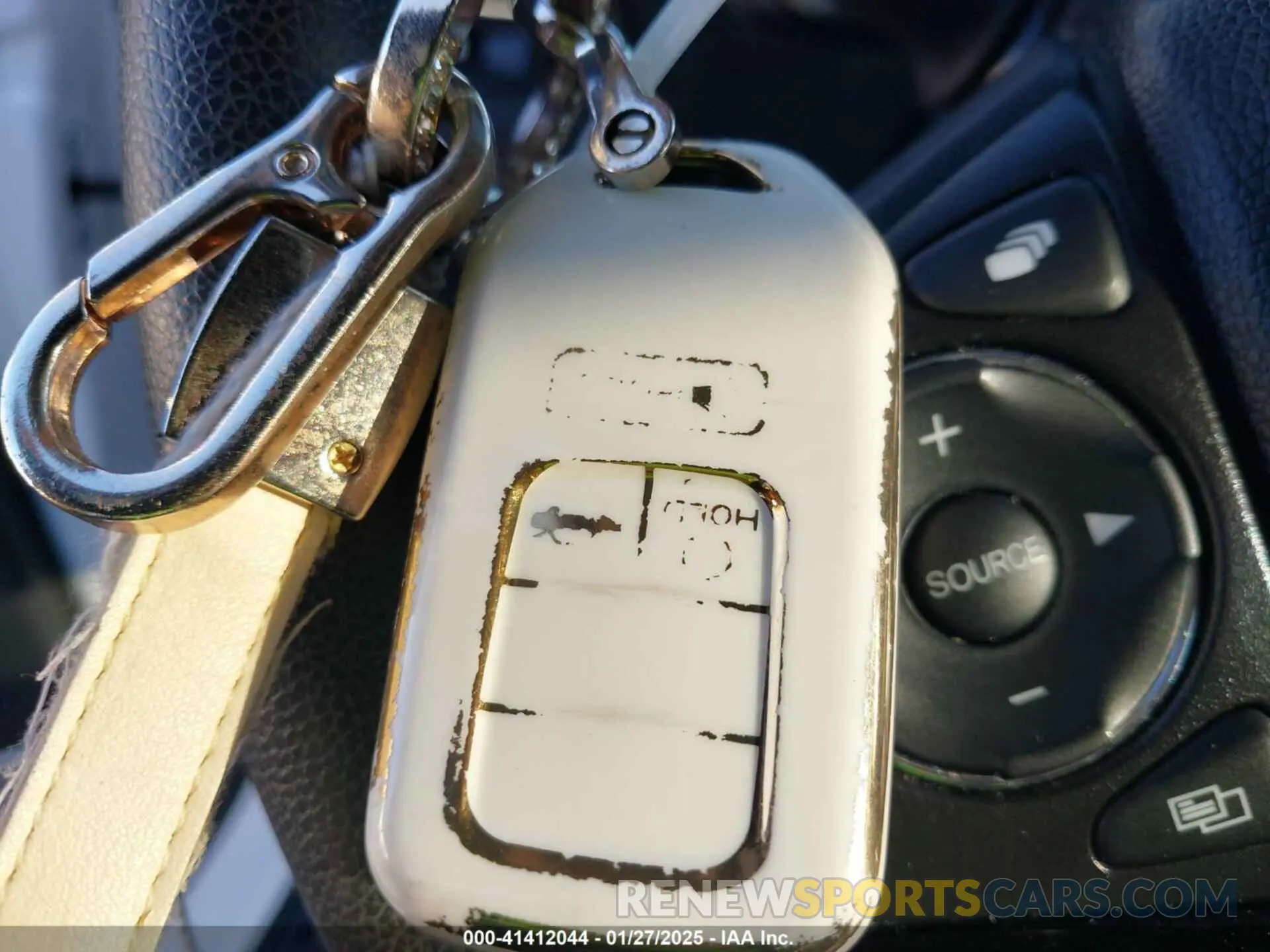 11 Photograph of a damaged car 3CZRU6H53KM732423 HONDA HR-V 2019