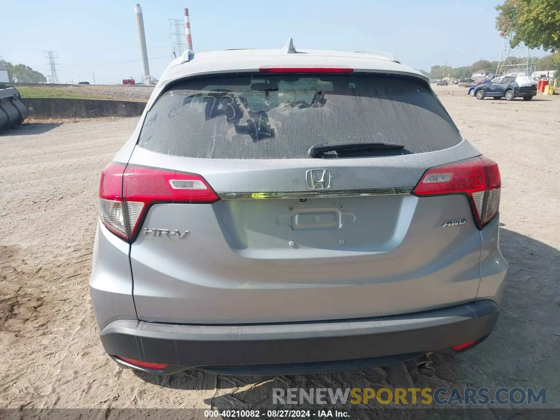 16 Photograph of a damaged car 3CZRU6H53KM735824 HONDA HR-V 2019