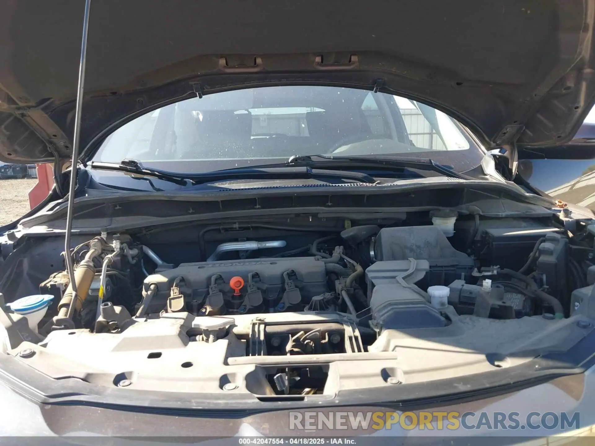 10 Photograph of a damaged car 3CZRU6H53KM740327 HONDA HR-V 2019