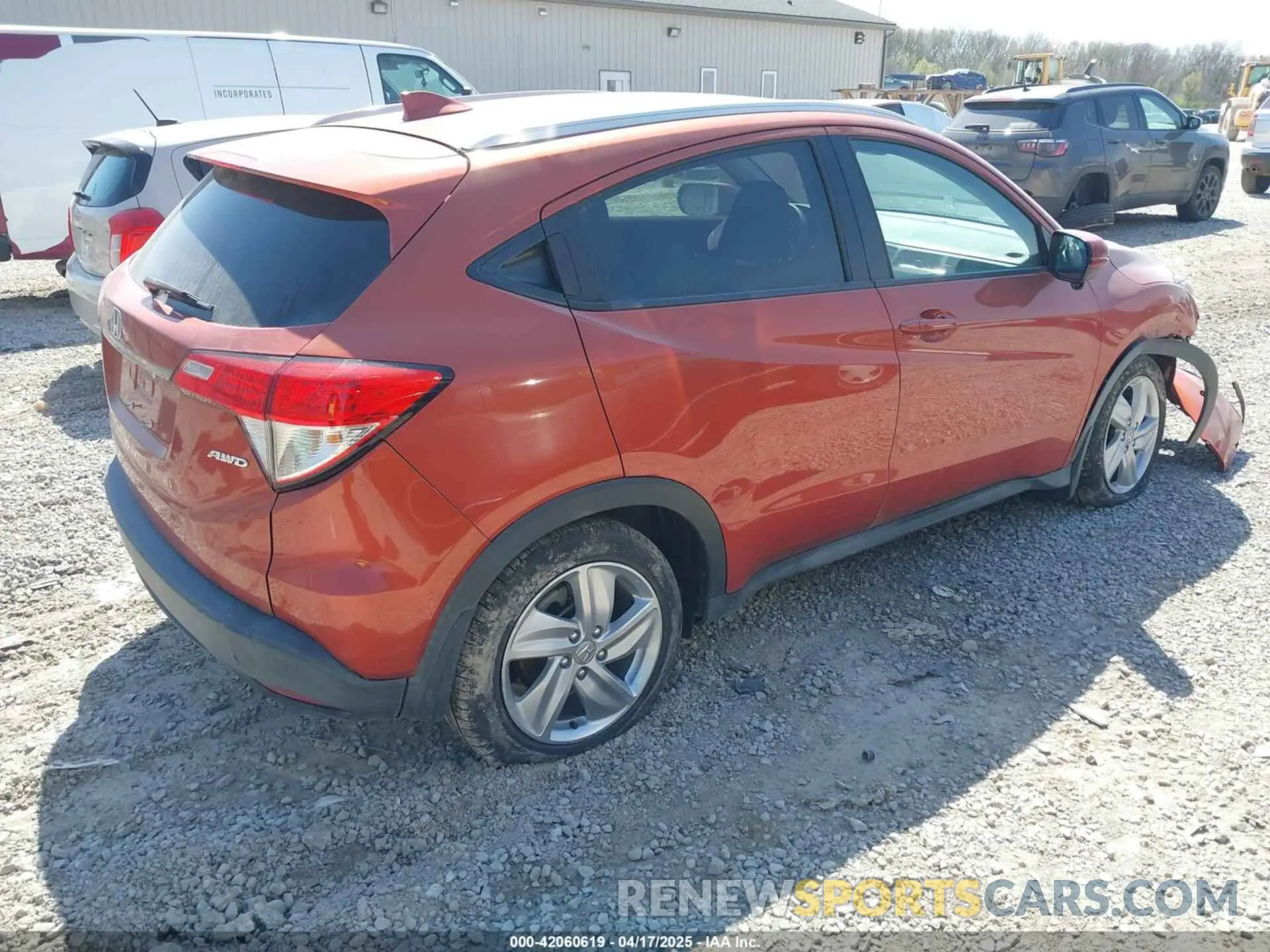 4 Photograph of a damaged car 3CZRU6H54KM702962 HONDA HR-V 2019