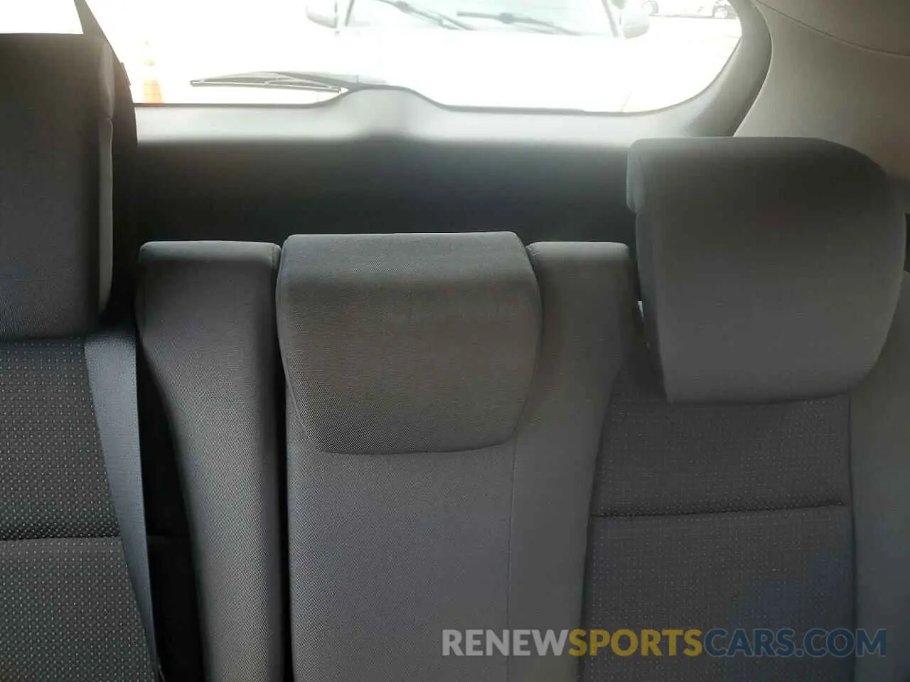 10 Photograph of a damaged car 3CZRU6H54KM707210 HONDA HR-V 2019