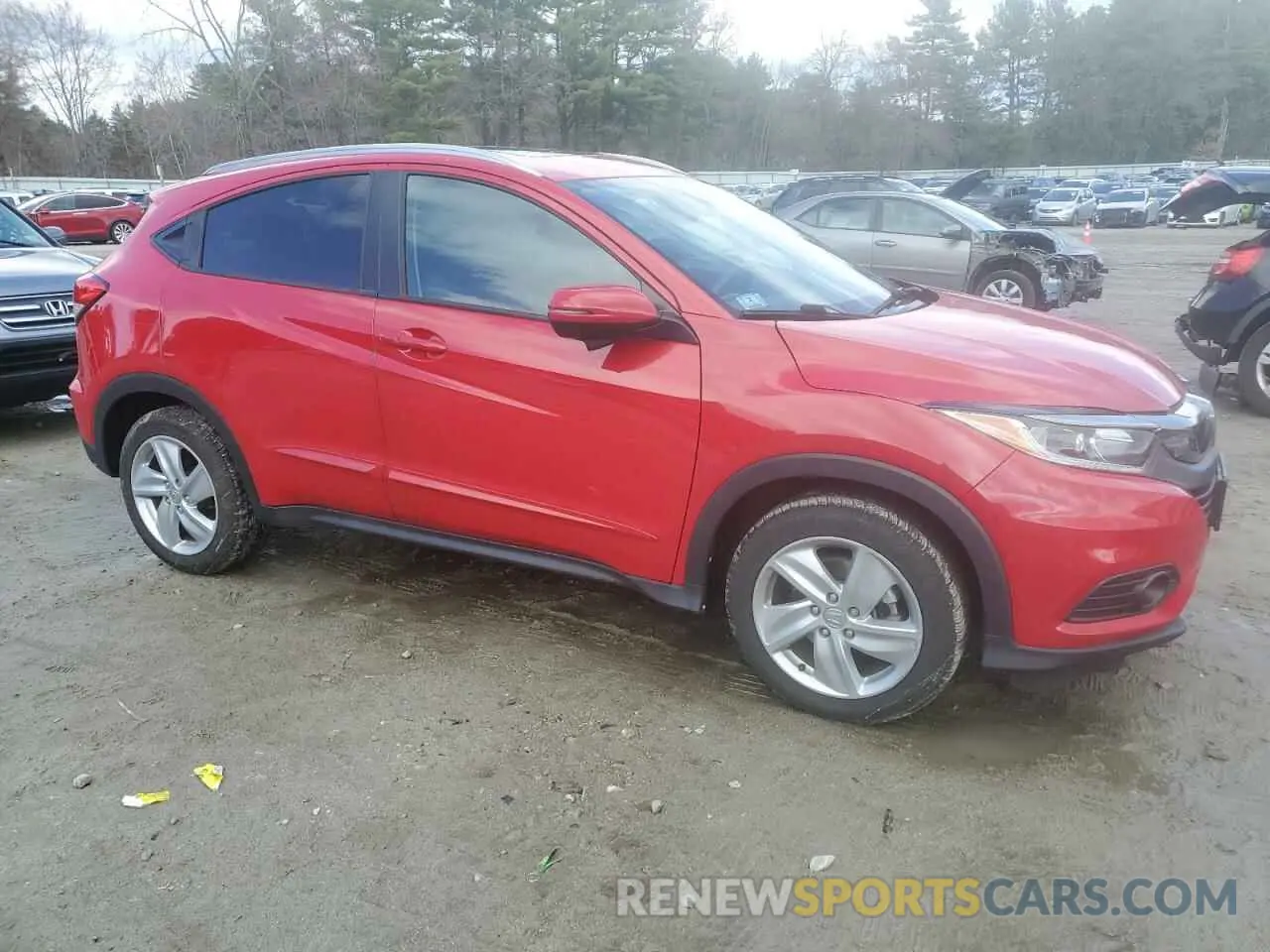 4 Photograph of a damaged car 3CZRU6H54KM707210 HONDA HR-V 2019