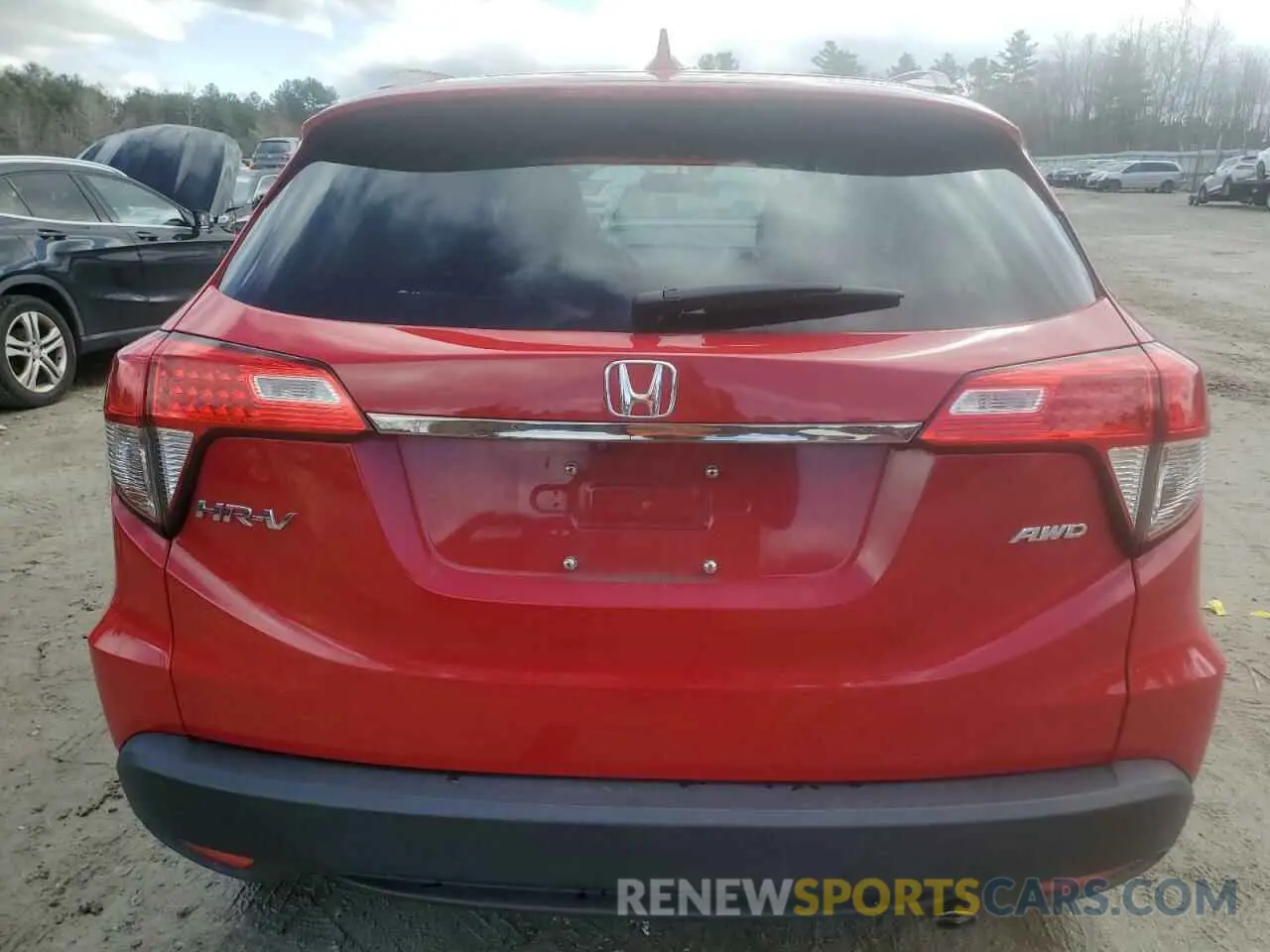 6 Photograph of a damaged car 3CZRU6H54KM707210 HONDA HR-V 2019
