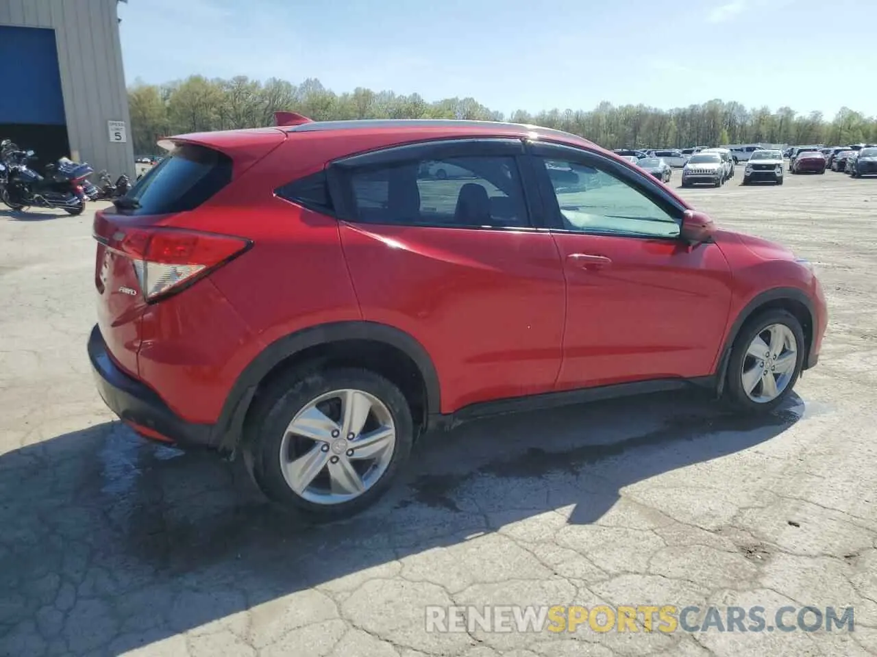 3 Photograph of a damaged car 3CZRU6H54KM725996 HONDA HR-V 2019