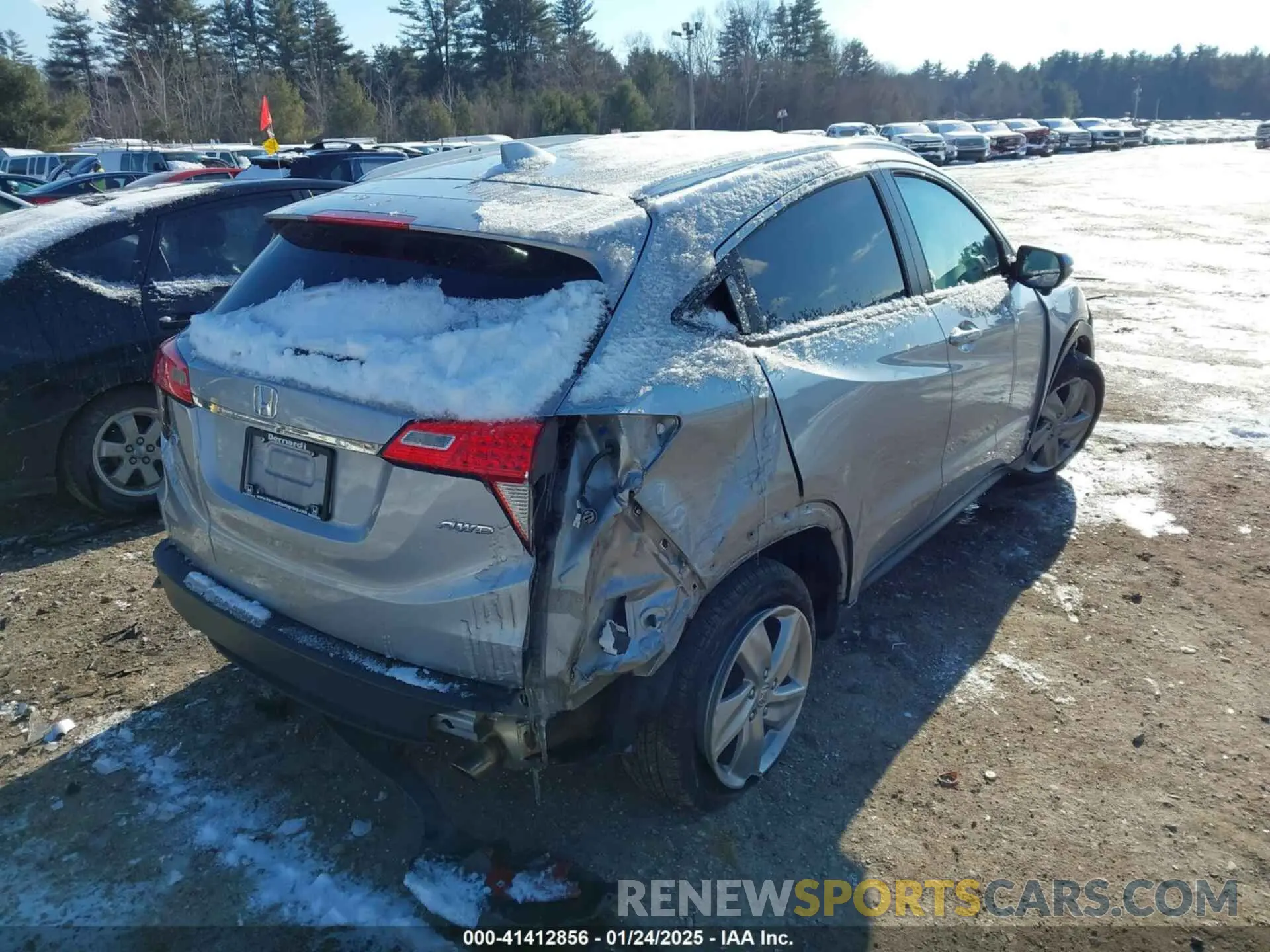4 Photograph of a damaged car 3CZRU6H54KM737274 HONDA HR-V 2019