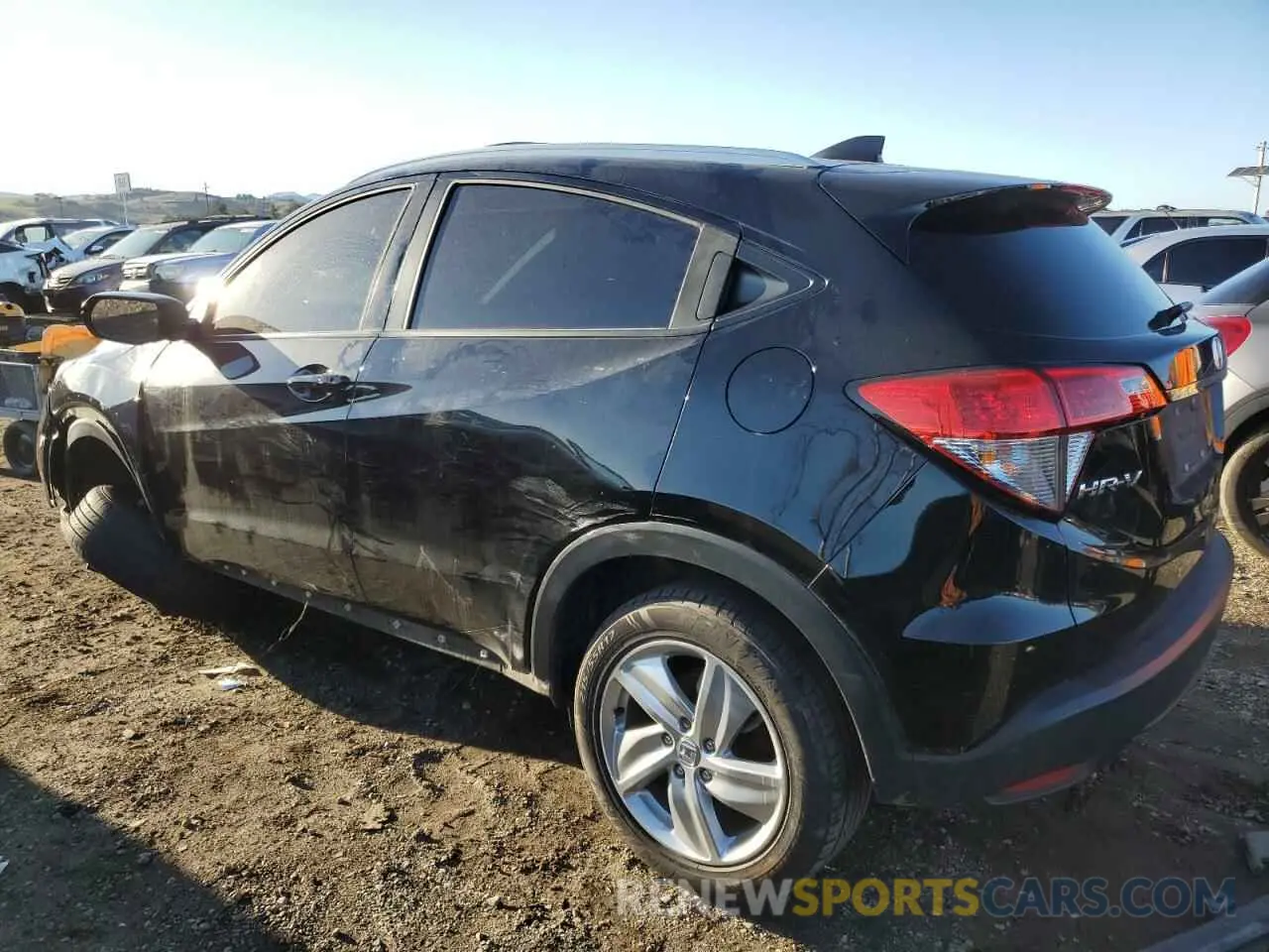2 Photograph of a damaged car 3CZRU6H55KM709287 HONDA HR-V 2019