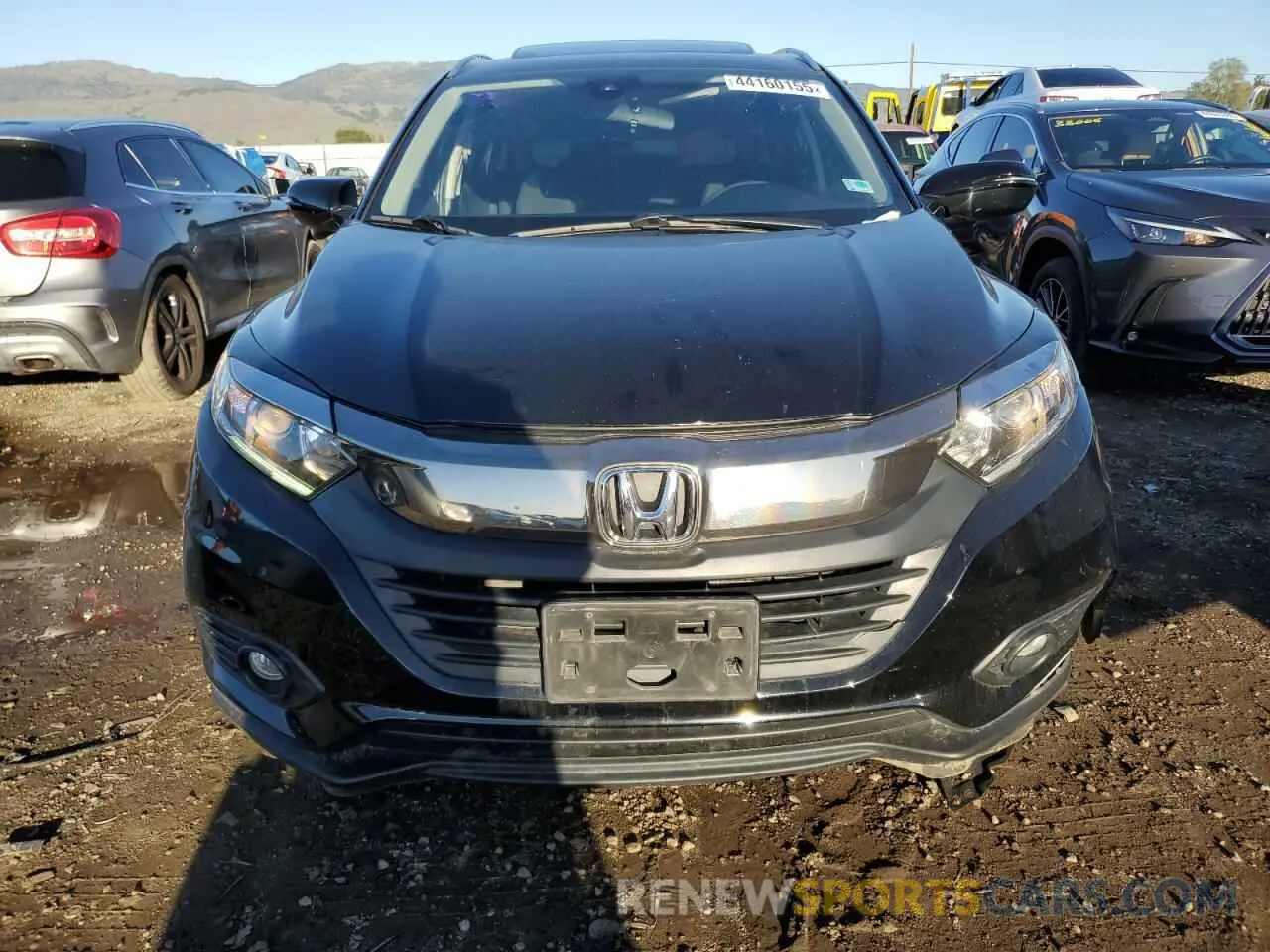 5 Photograph of a damaged car 3CZRU6H55KM709287 HONDA HR-V 2019