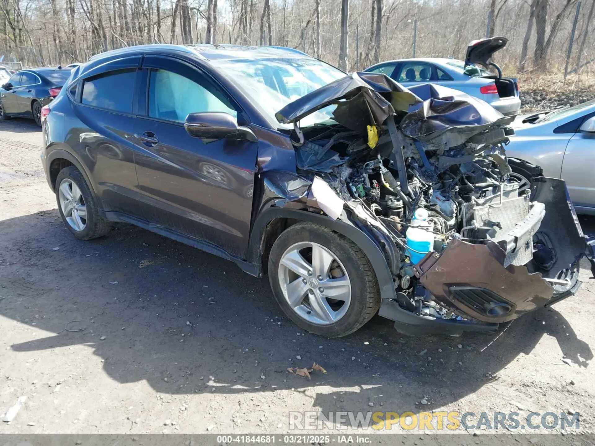 1 Photograph of a damaged car 3CZRU6H55KM721410 HONDA HR-V 2019