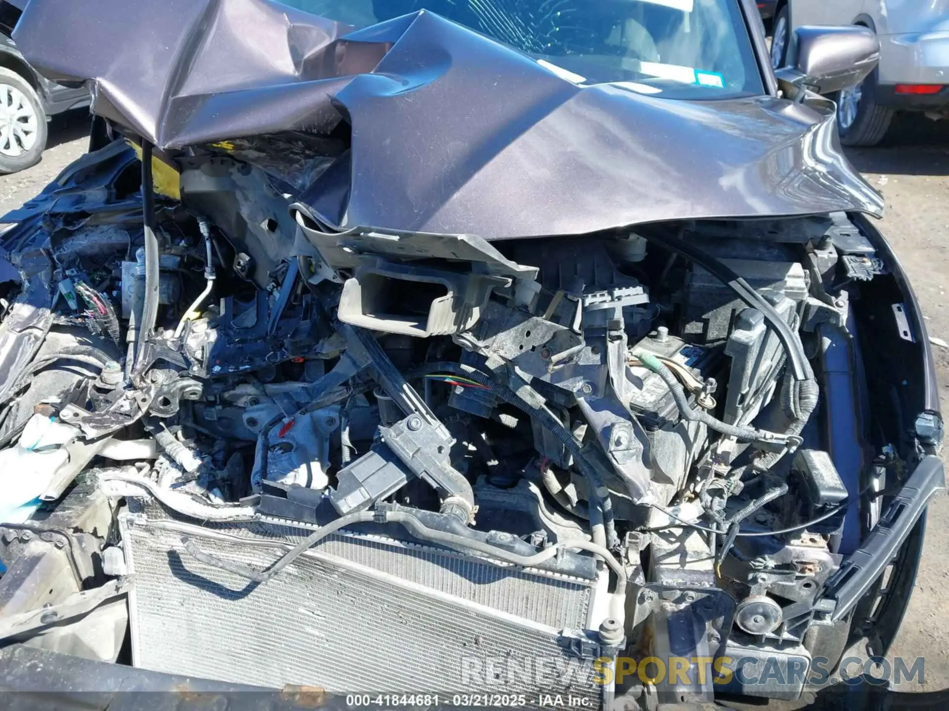 10 Photograph of a damaged car 3CZRU6H55KM721410 HONDA HR-V 2019