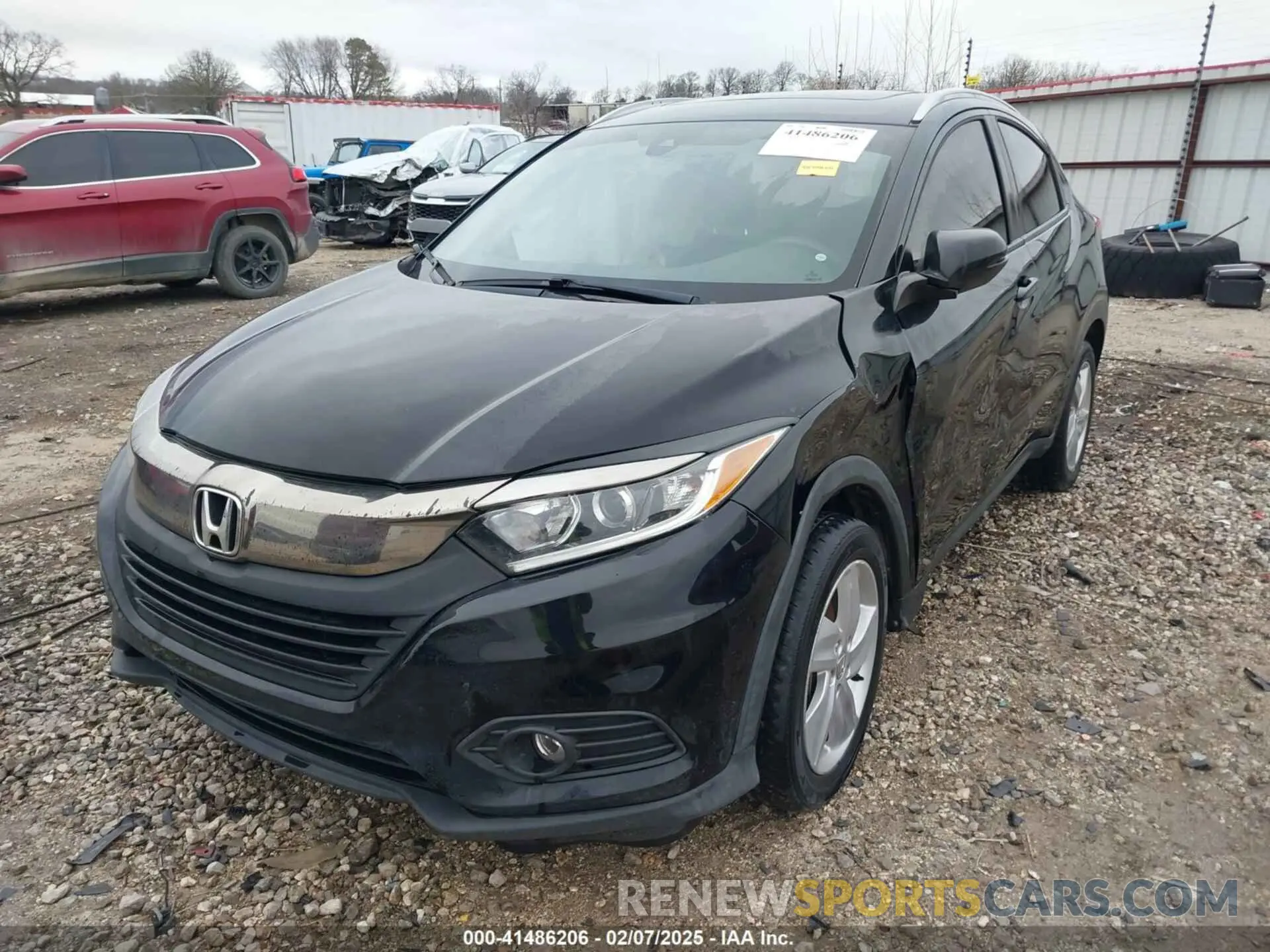 2 Photograph of a damaged car 3CZRU6H55KM722931 HONDA HR-V 2019