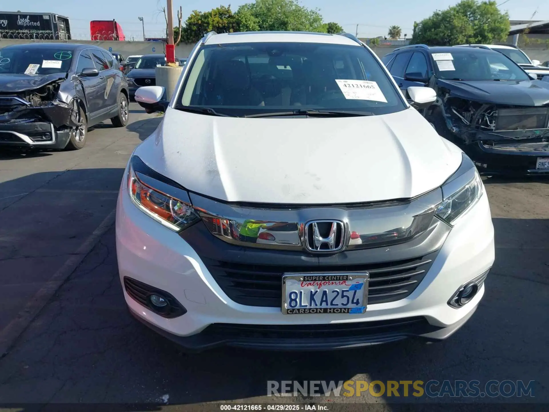 12 Photograph of a damaged car 3CZRU6H55KM726364 HONDA HR-V 2019