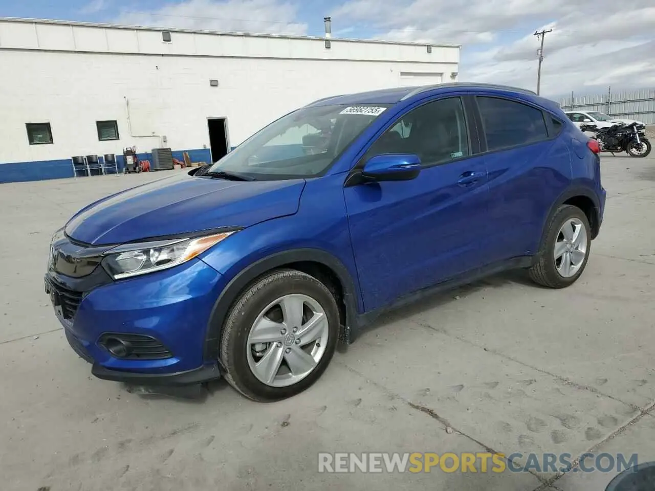1 Photograph of a damaged car 3CZRU6H56KM709704 HONDA HR-V 2019