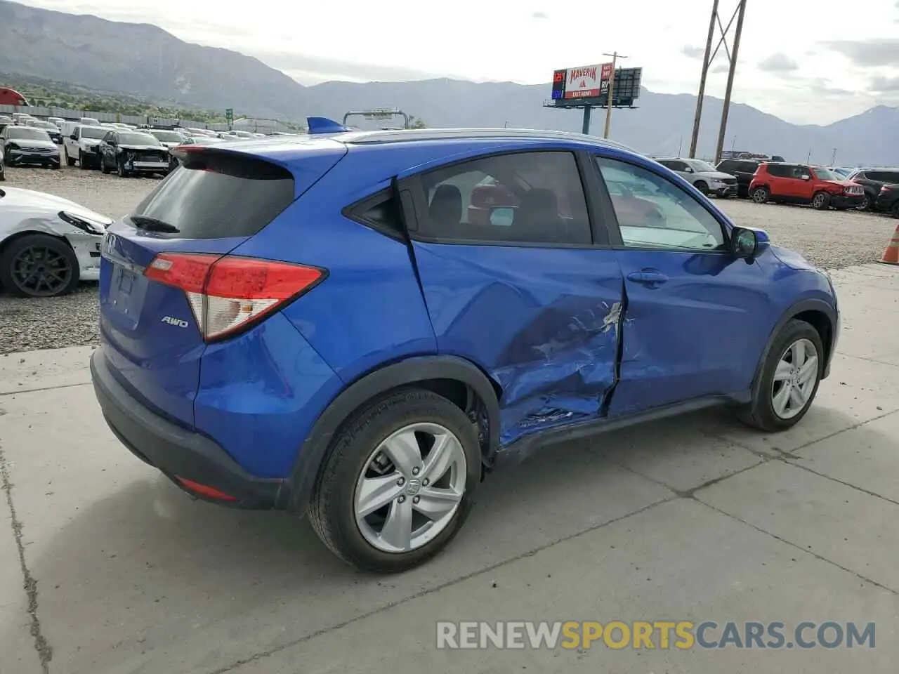 3 Photograph of a damaged car 3CZRU6H56KM709704 HONDA HR-V 2019