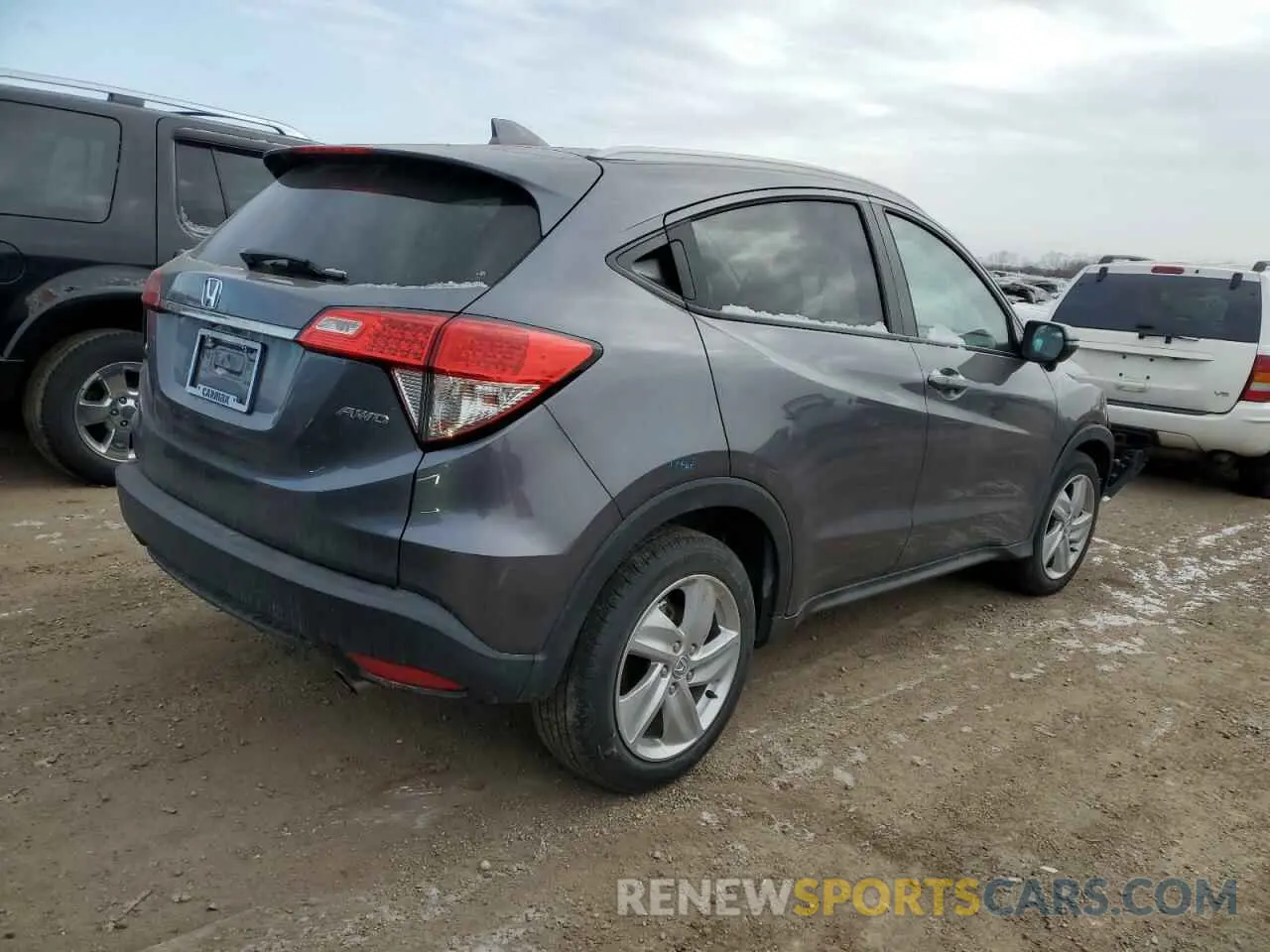 3 Photograph of a damaged car 3CZRU6H57KM709789 HONDA HR-V 2019